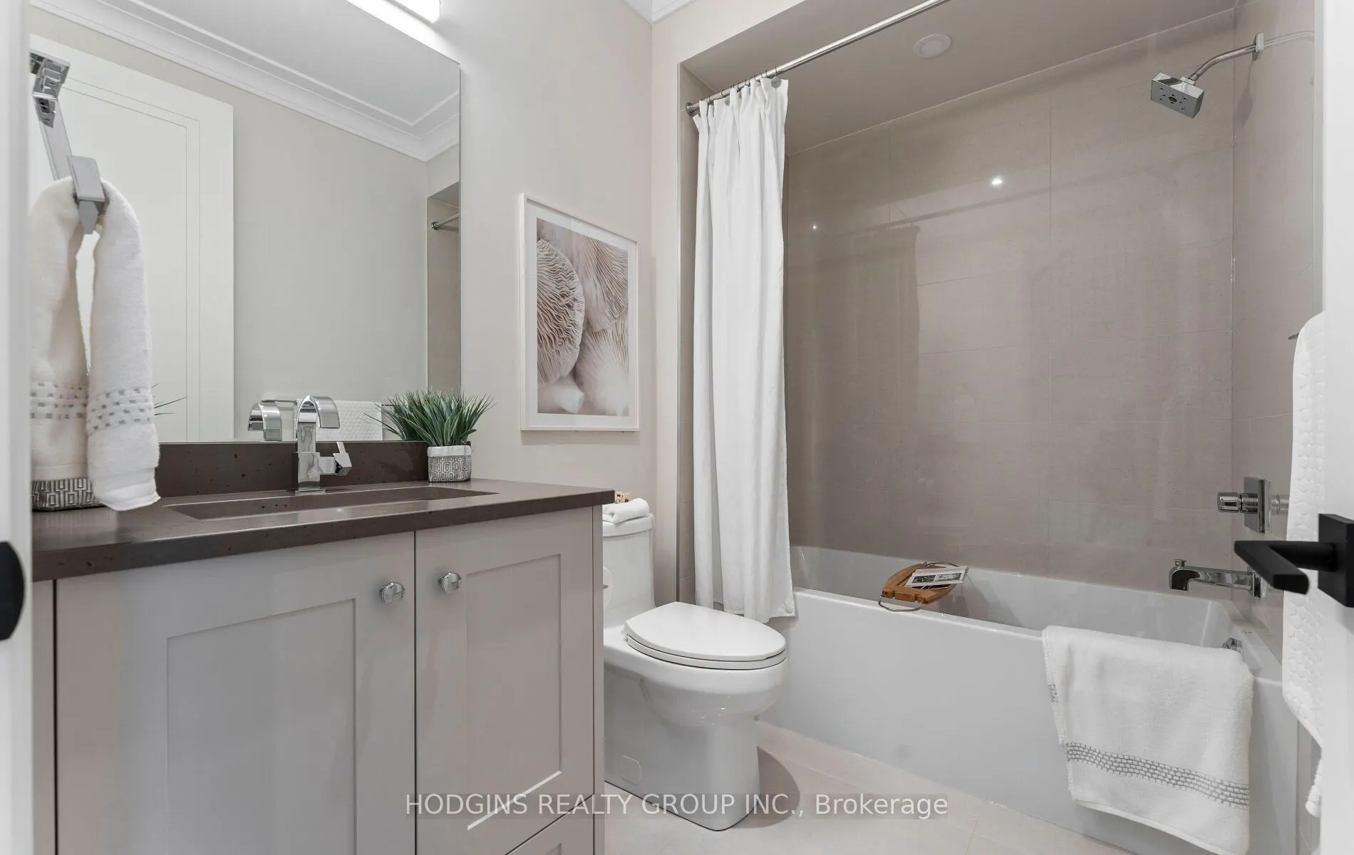 1136 Mona Road #4