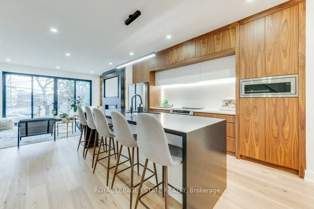 4 Lunness Road