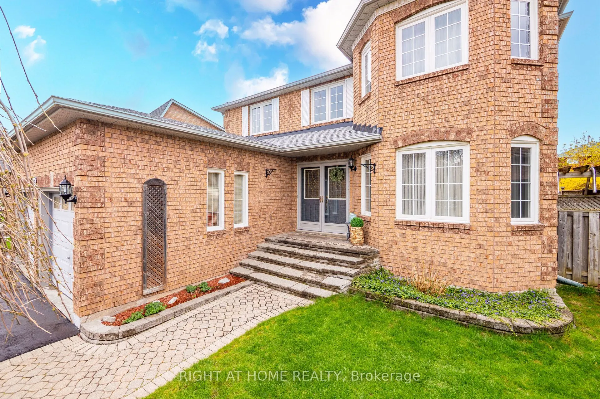 17 Eaton Street