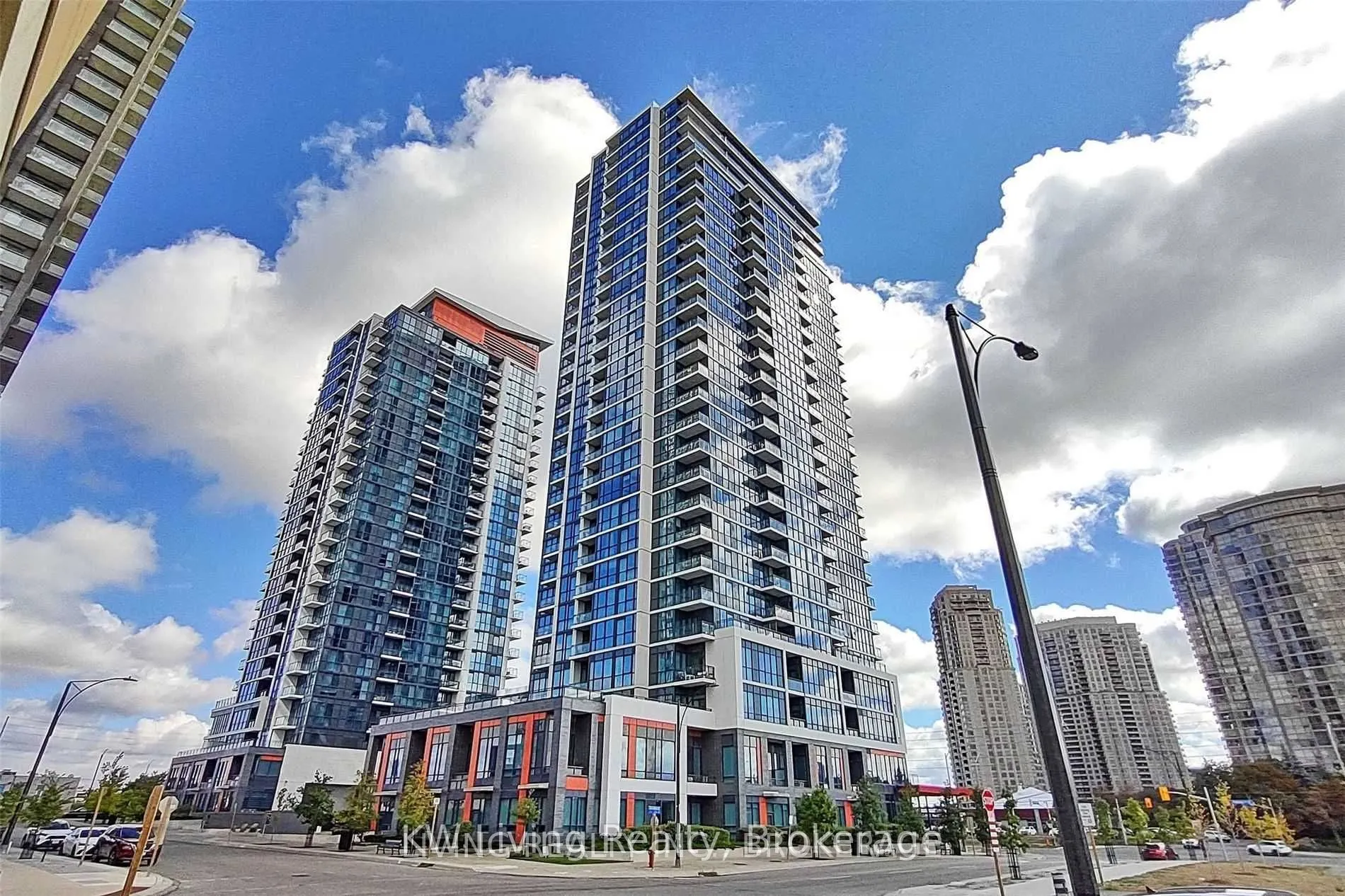 75 Eglinton Avenue W #1807