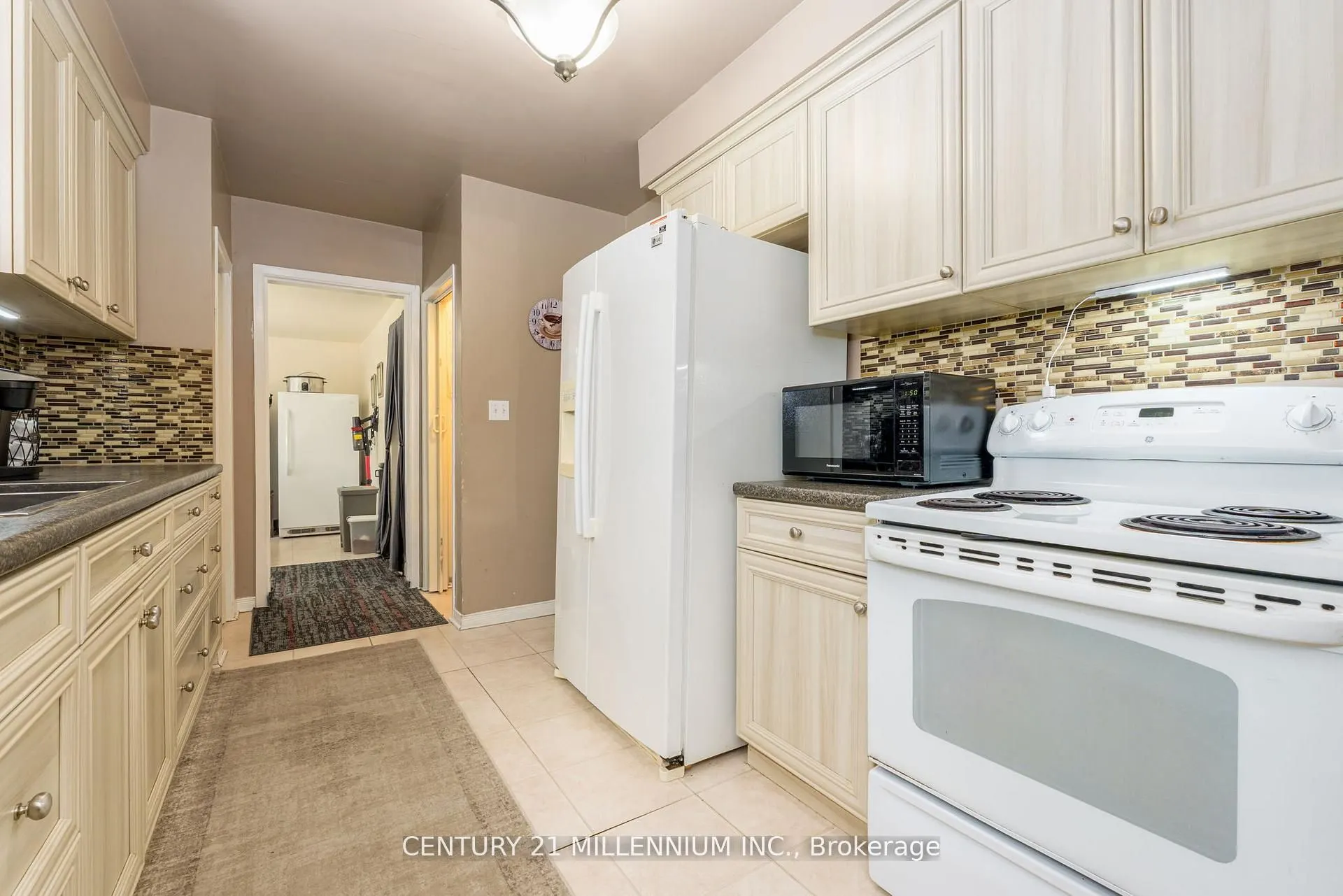 9 Crestview Avenue