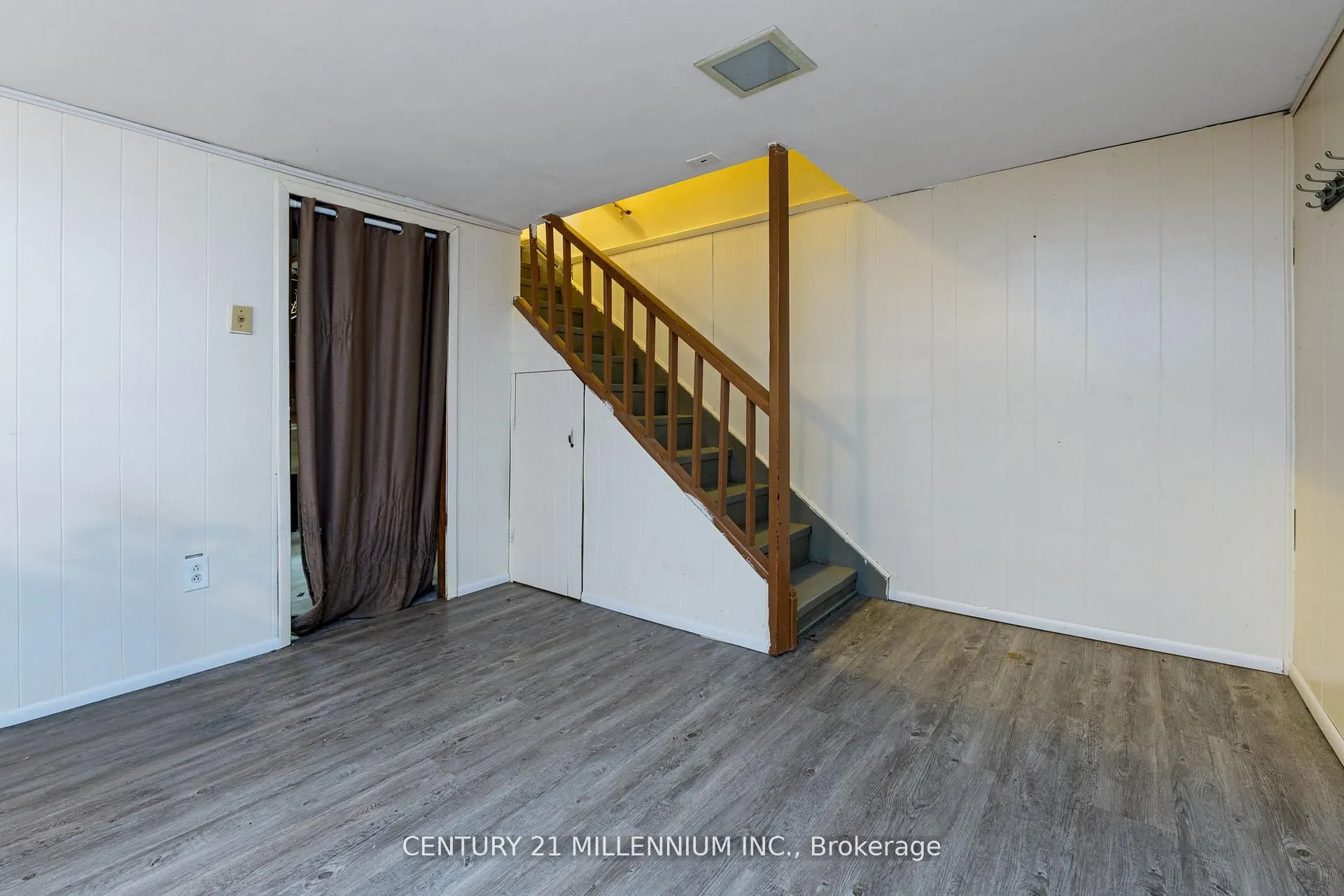 9 Crestview Avenue