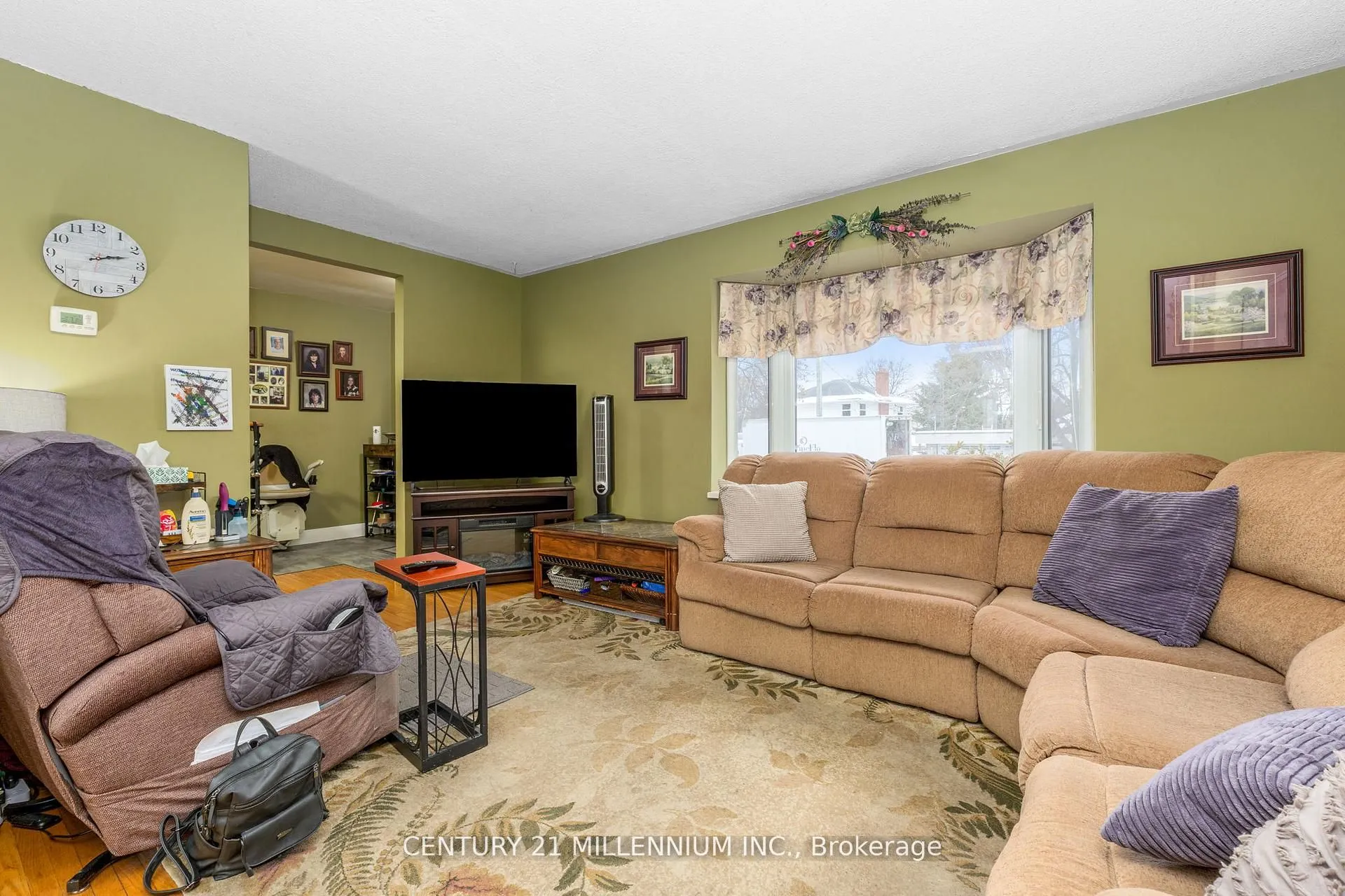 9 Crestview Avenue