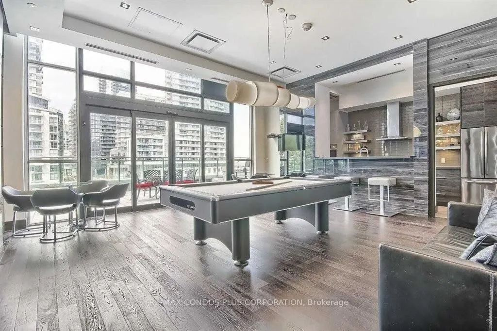 33 Shore Breeze Drive #3901