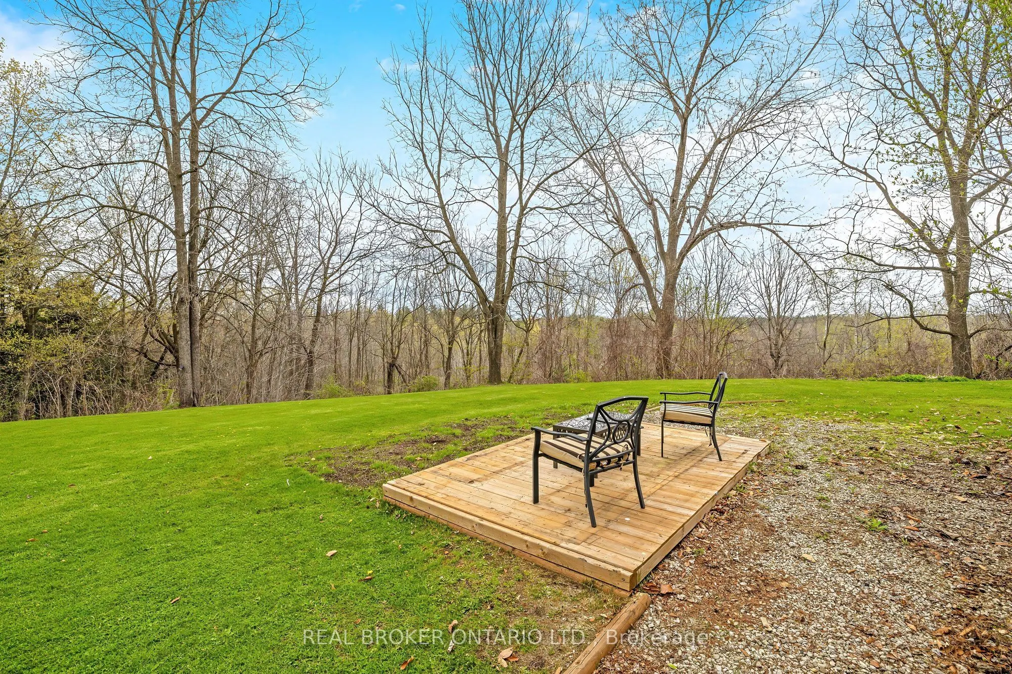 161 Confederation Street