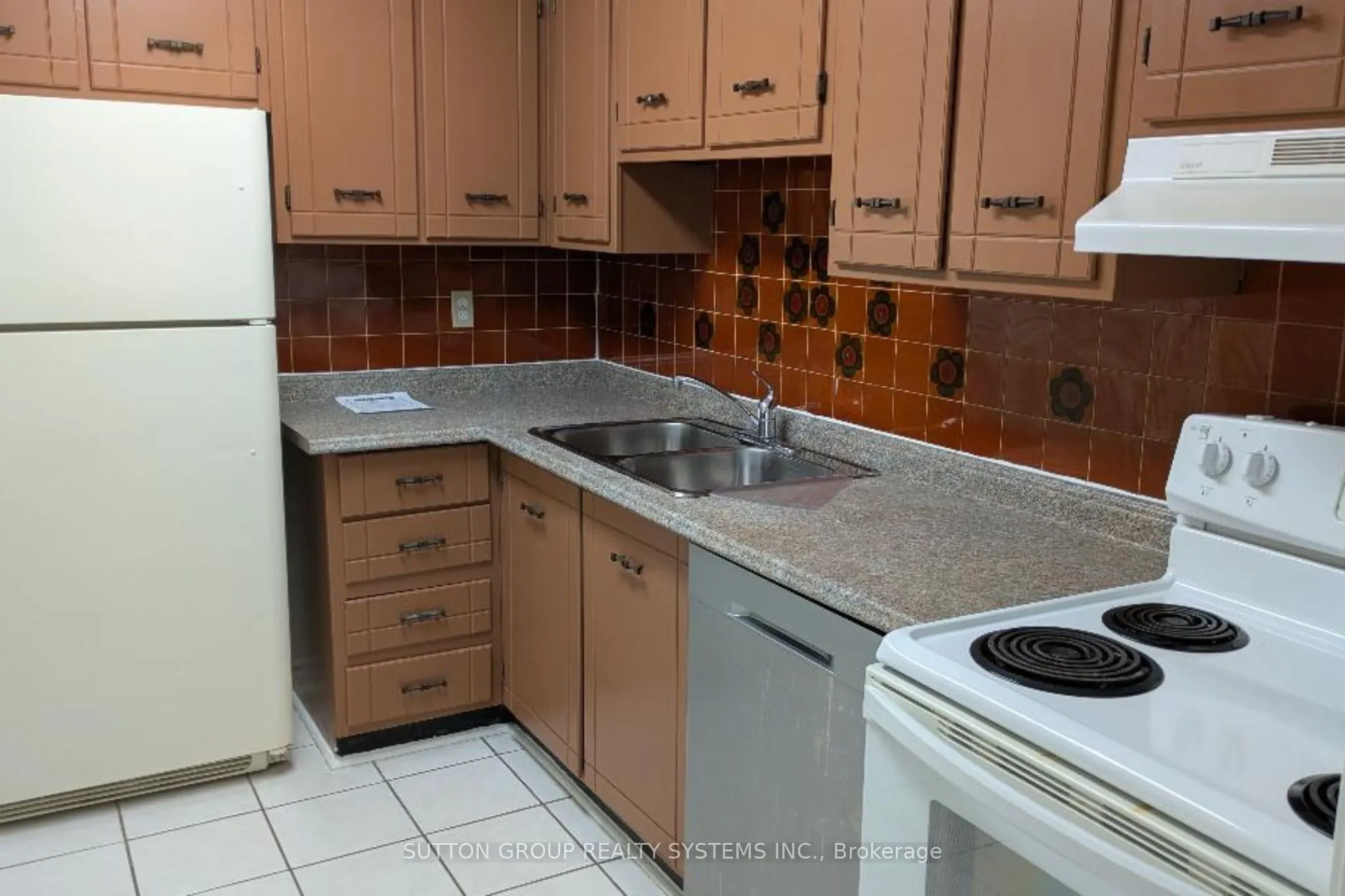 1300 Mississauga Valley Boulevard #504