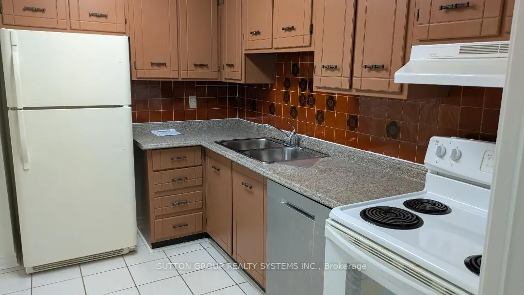 1300 Mississauga Valley Boulevard #504