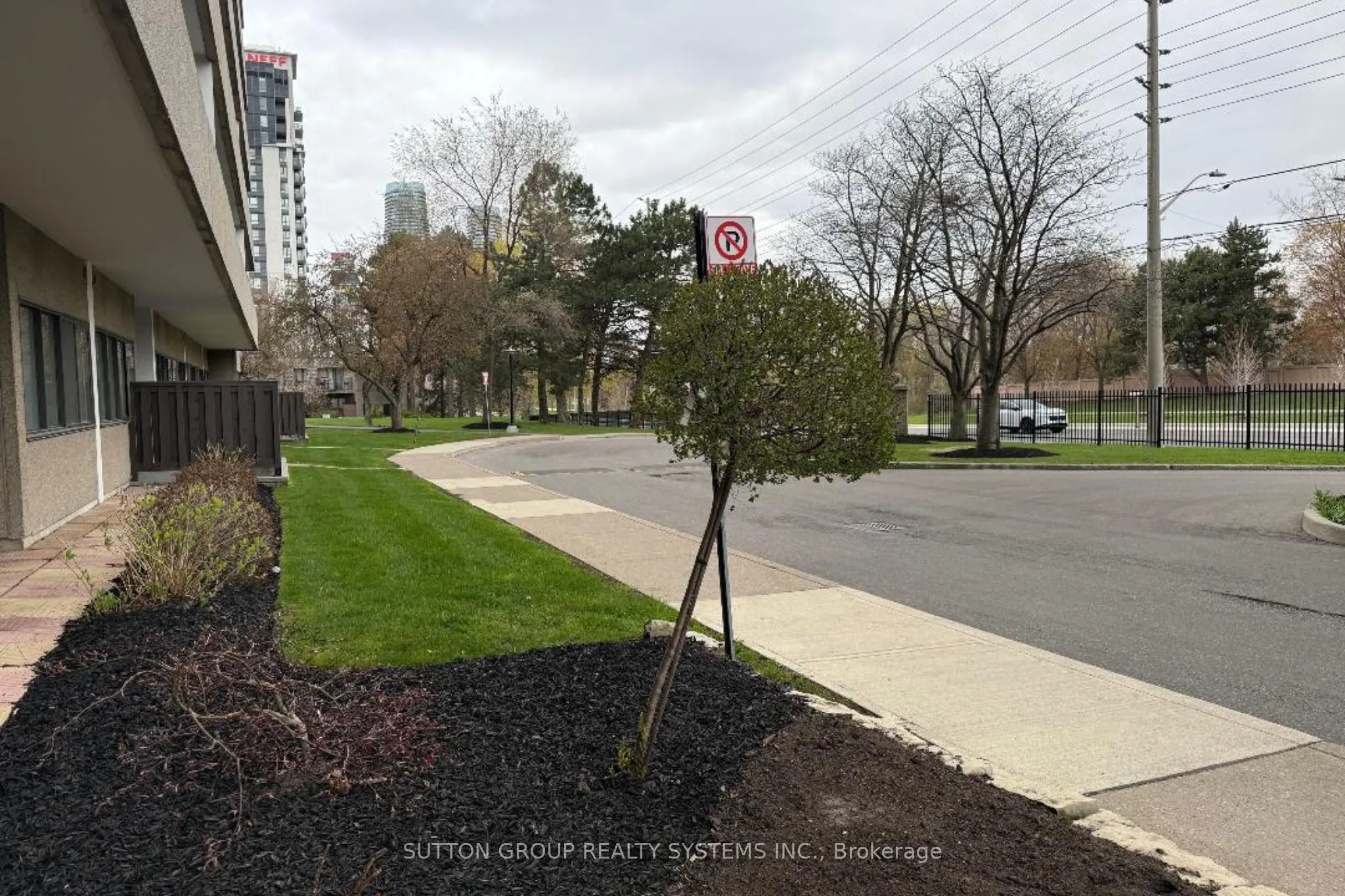 1300 Mississauga Valley Boulevard #504