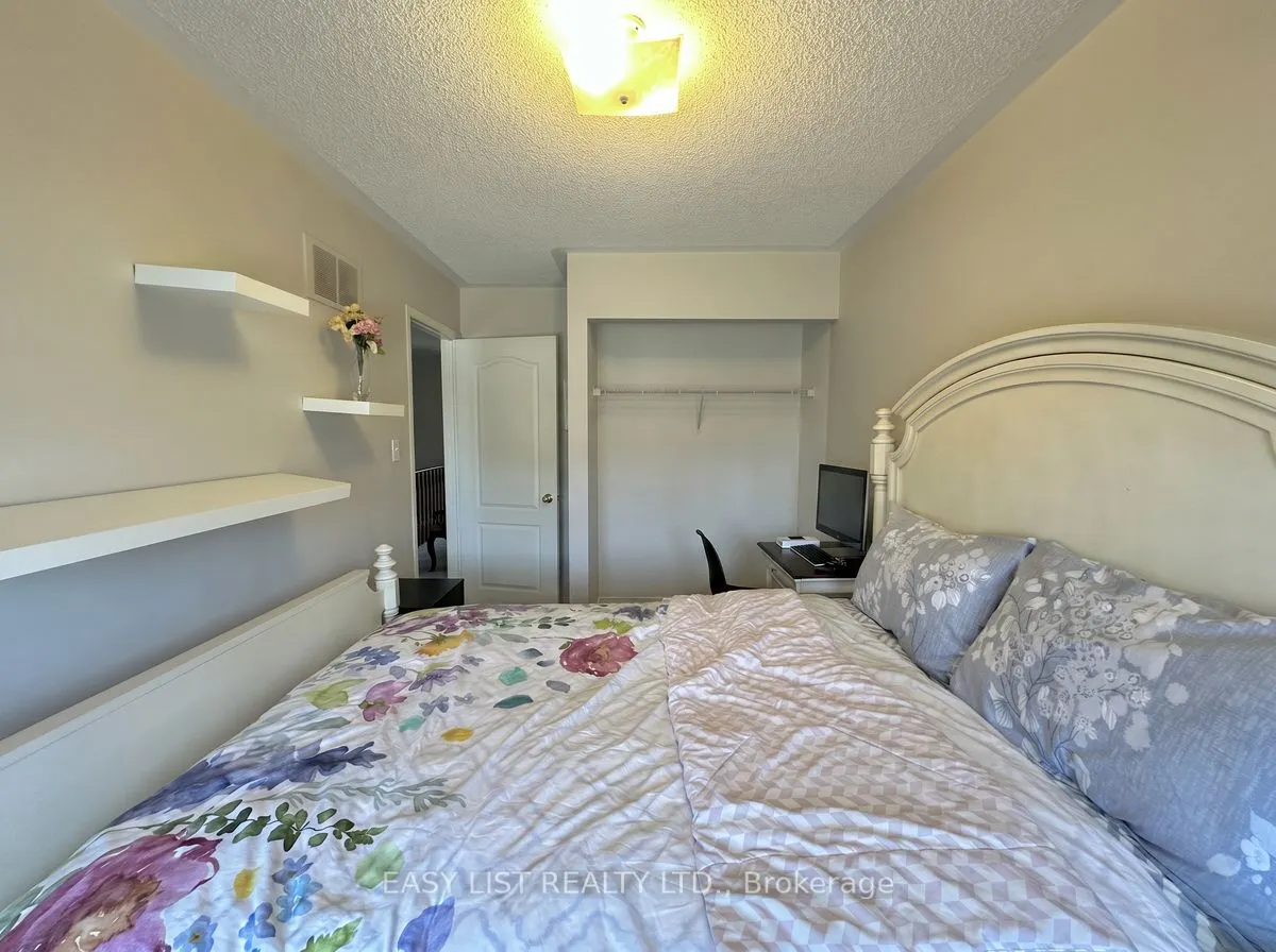 1104 Carding Mill Place