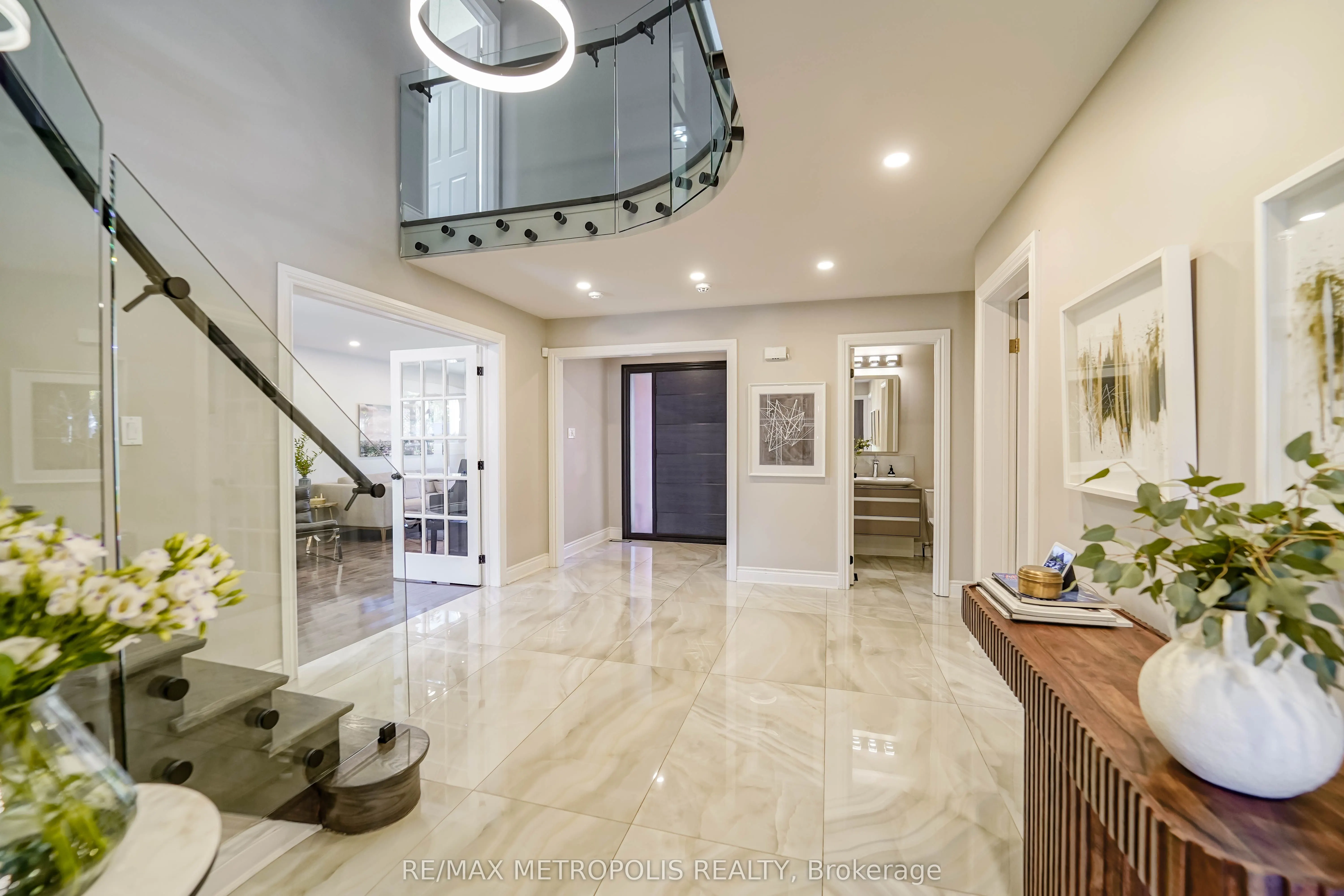 4392 Grassland Crescent