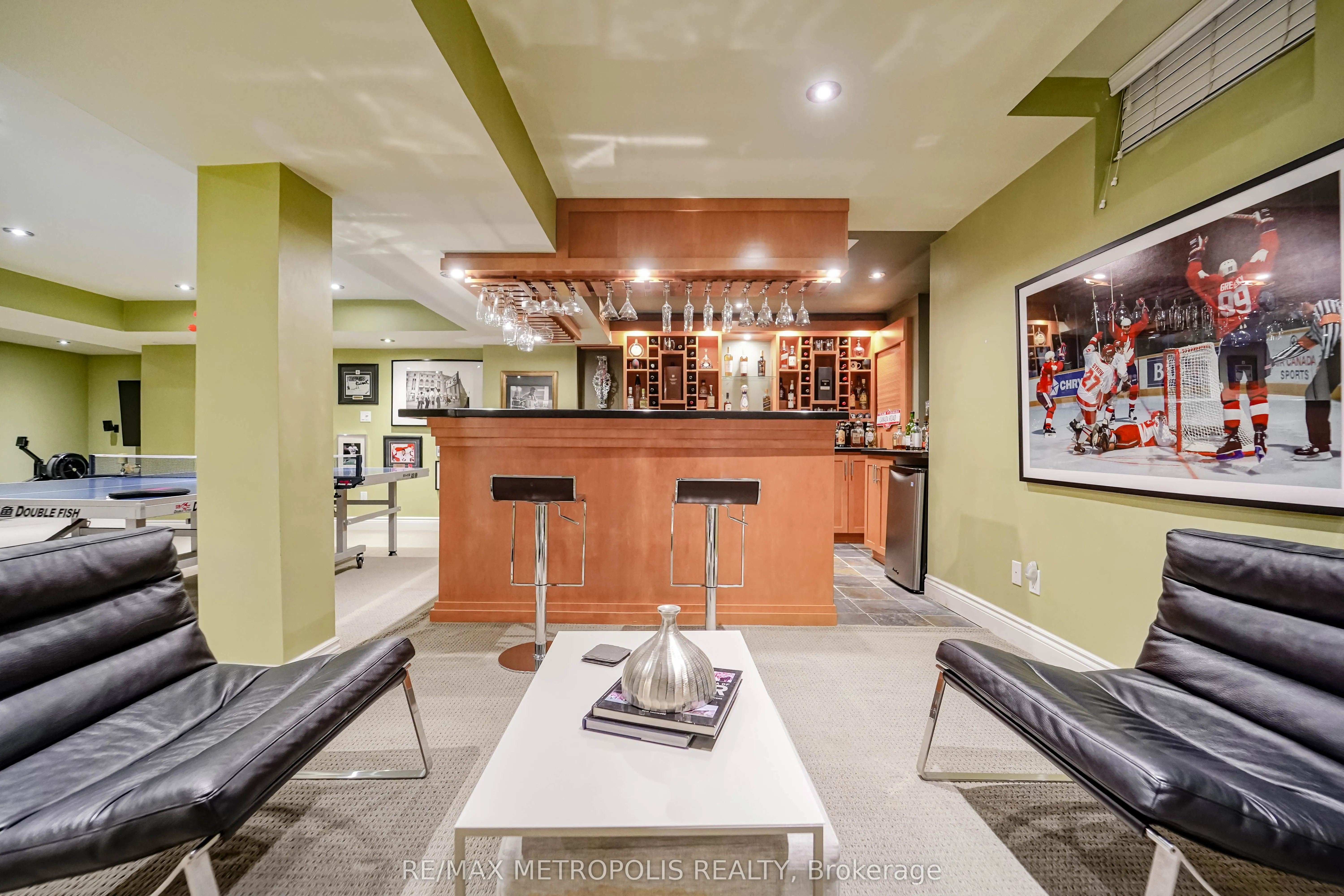 4392 Grassland Crescent