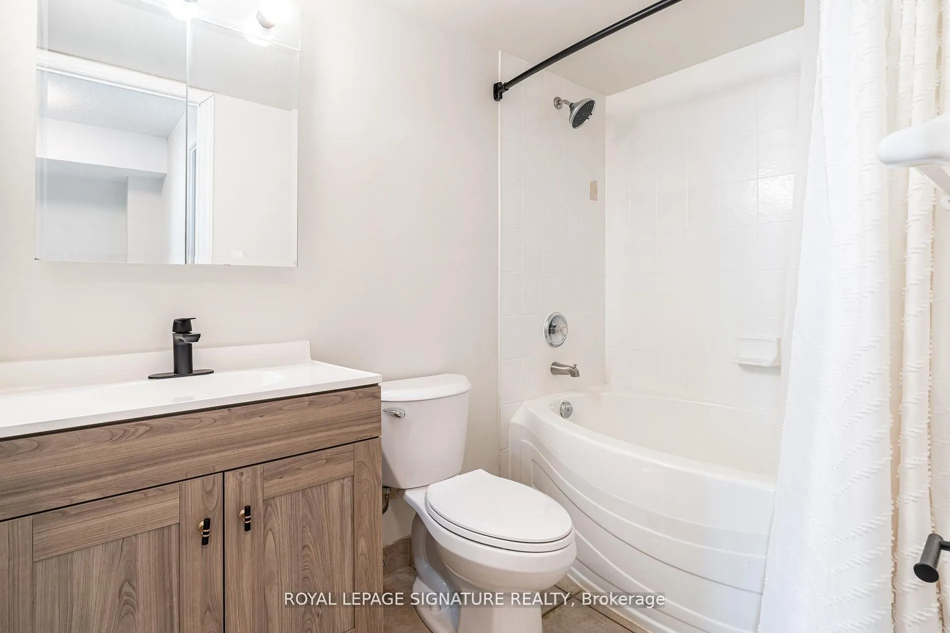 2545 Erin Centre Boulevard #1703