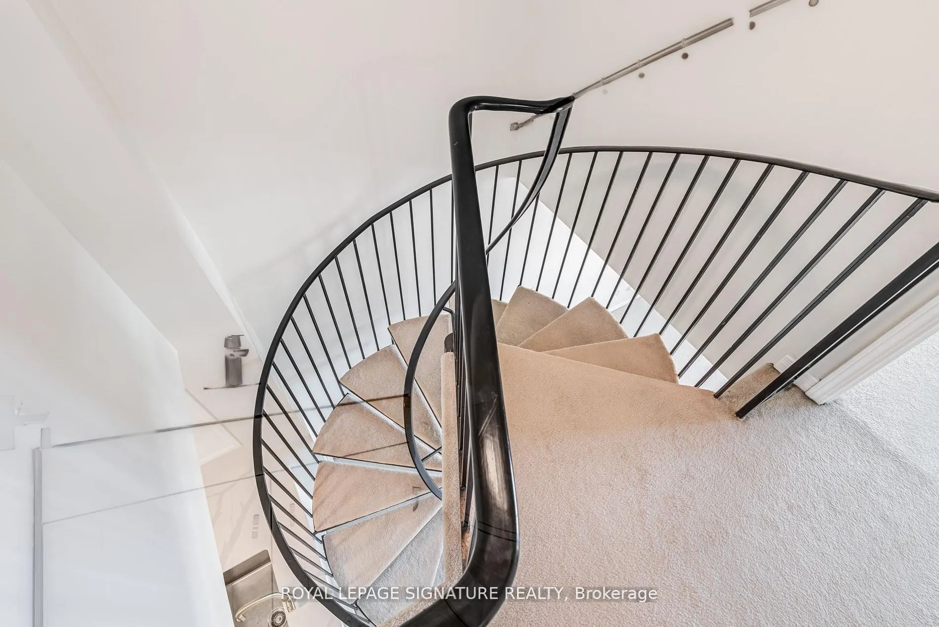 2545 Erin Centre Boulevard #1703