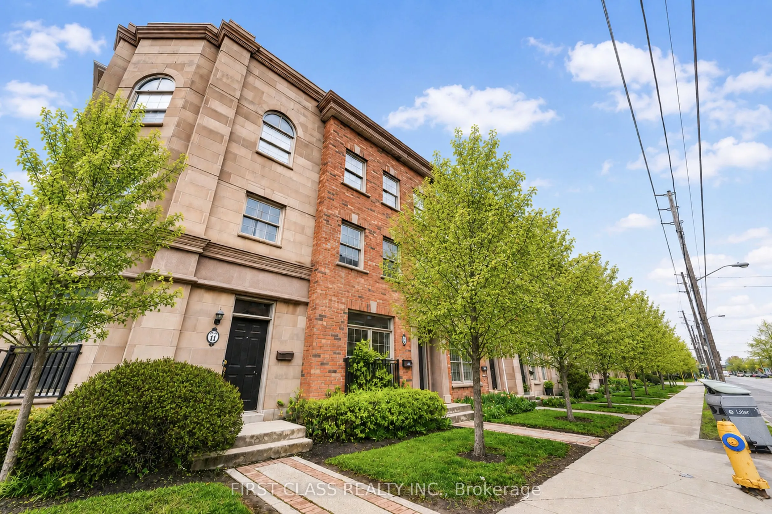 3076 Lake Shore Boulevard W #Th10