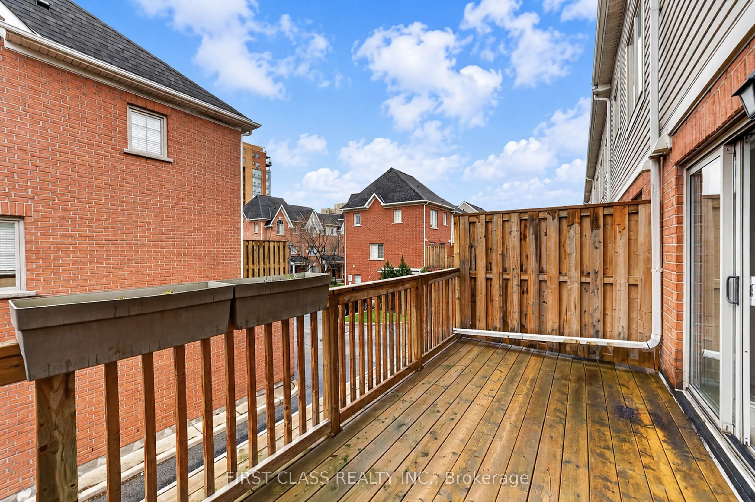 3076 Lake Shore Boulevard W #Th10
