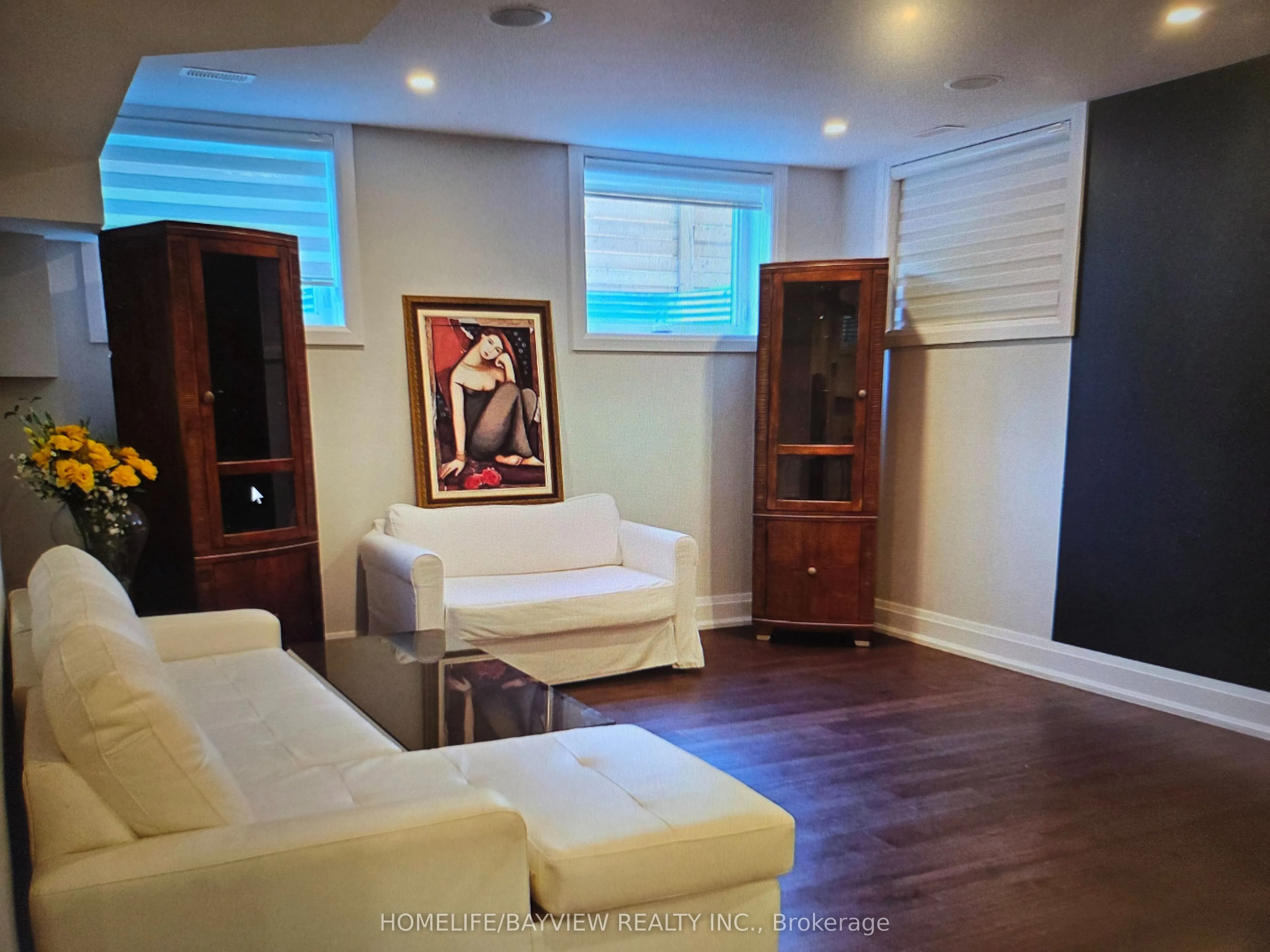 11 walnut Crescent #lower level