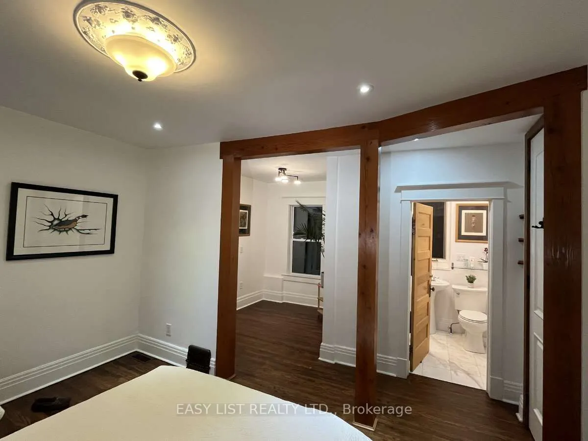 13 Evelyn Crescent