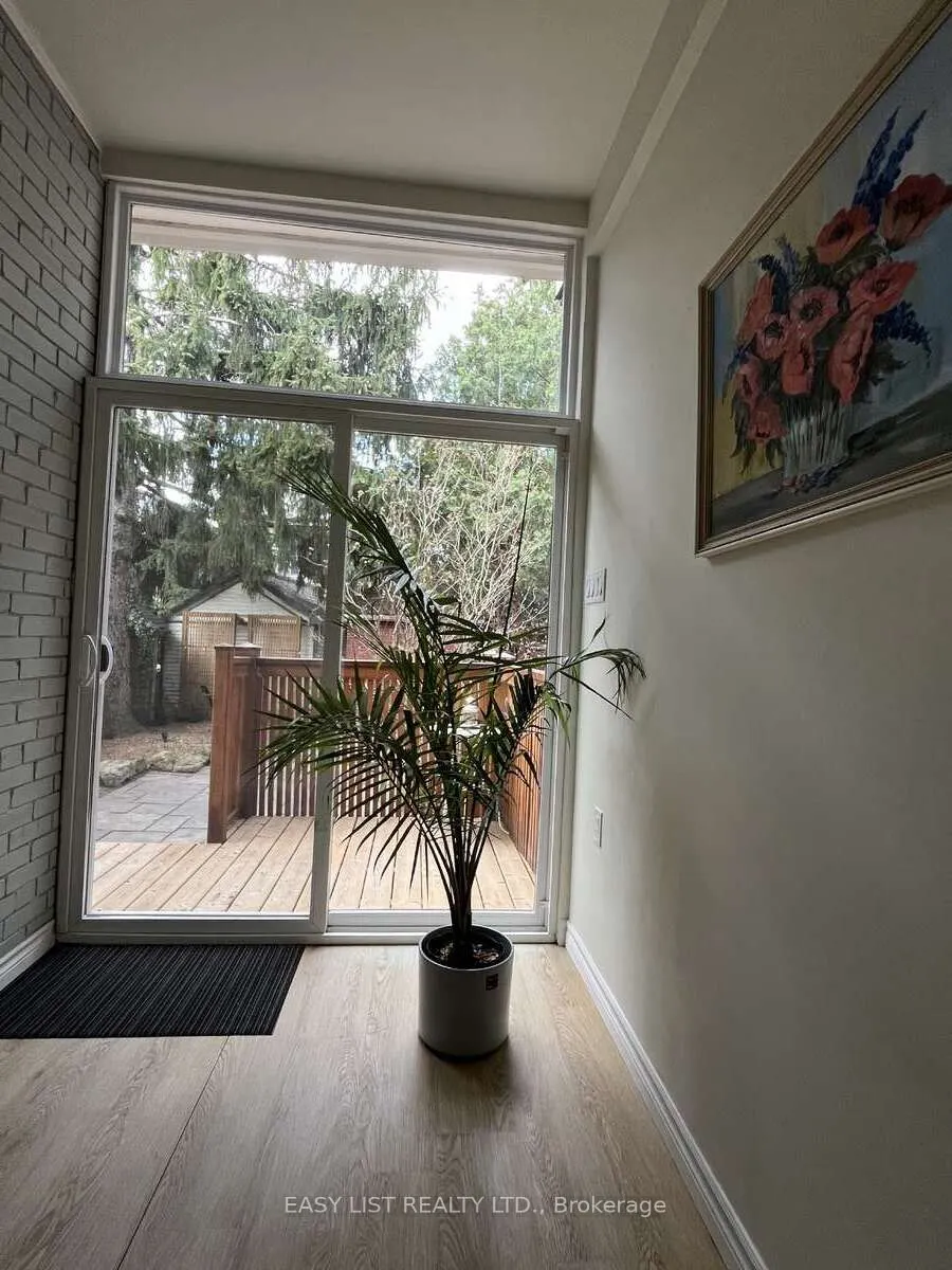 13 Evelyn Crescent
