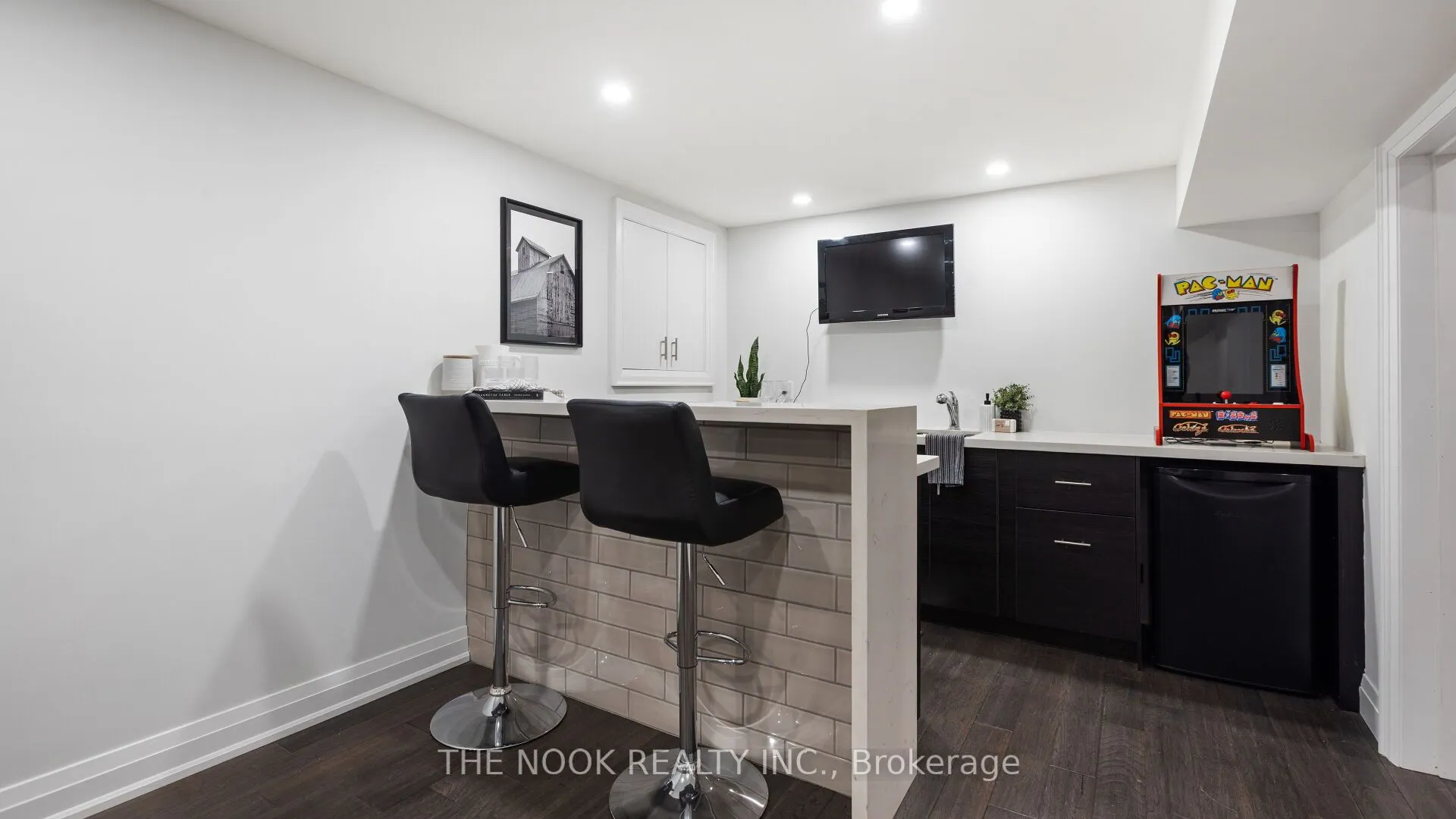 938 Wetherby Lane