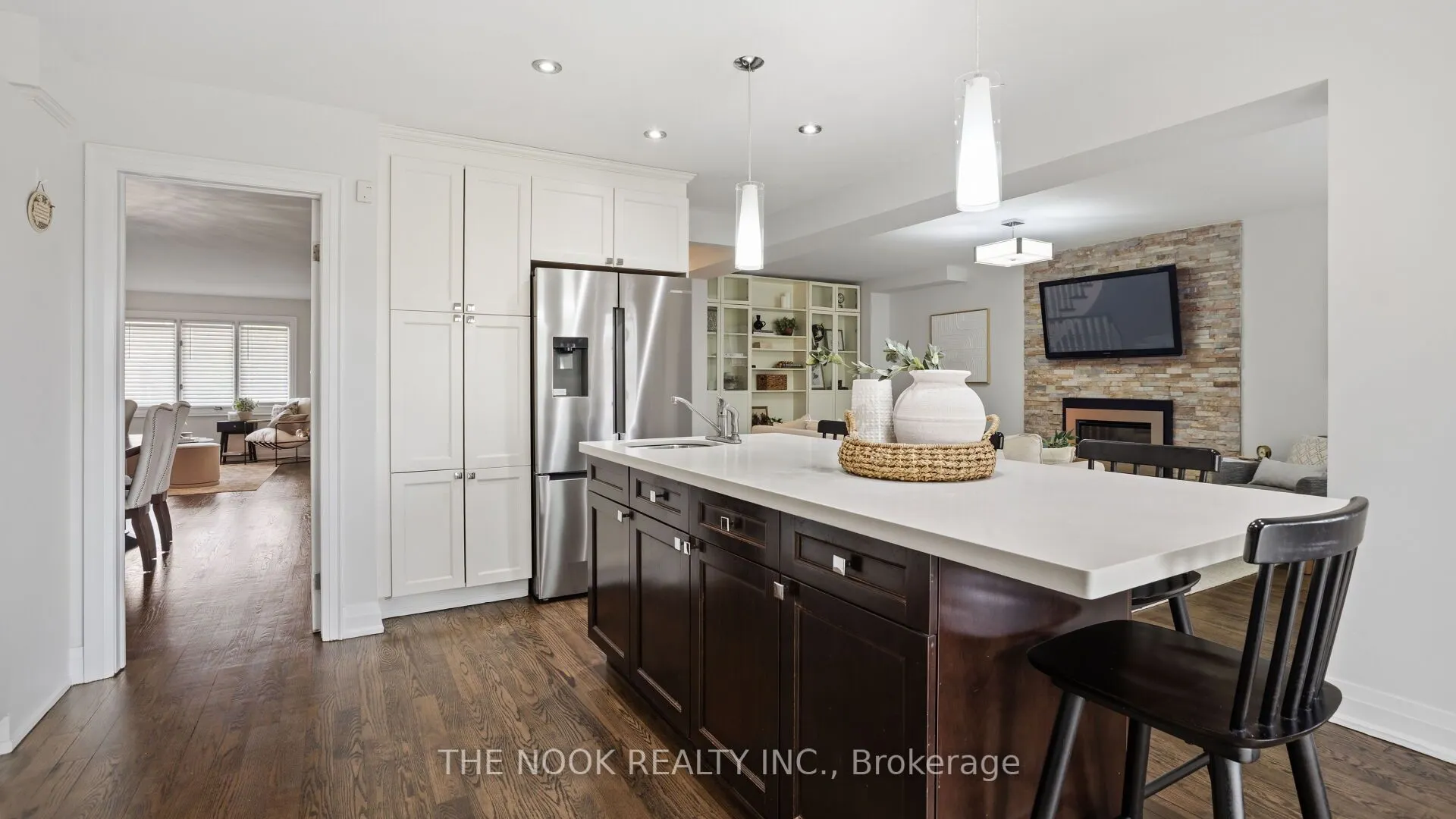 938 Wetherby Lane
