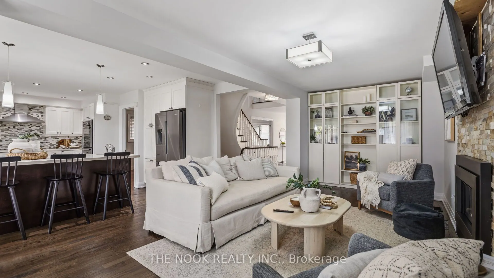 938 Wetherby Lane