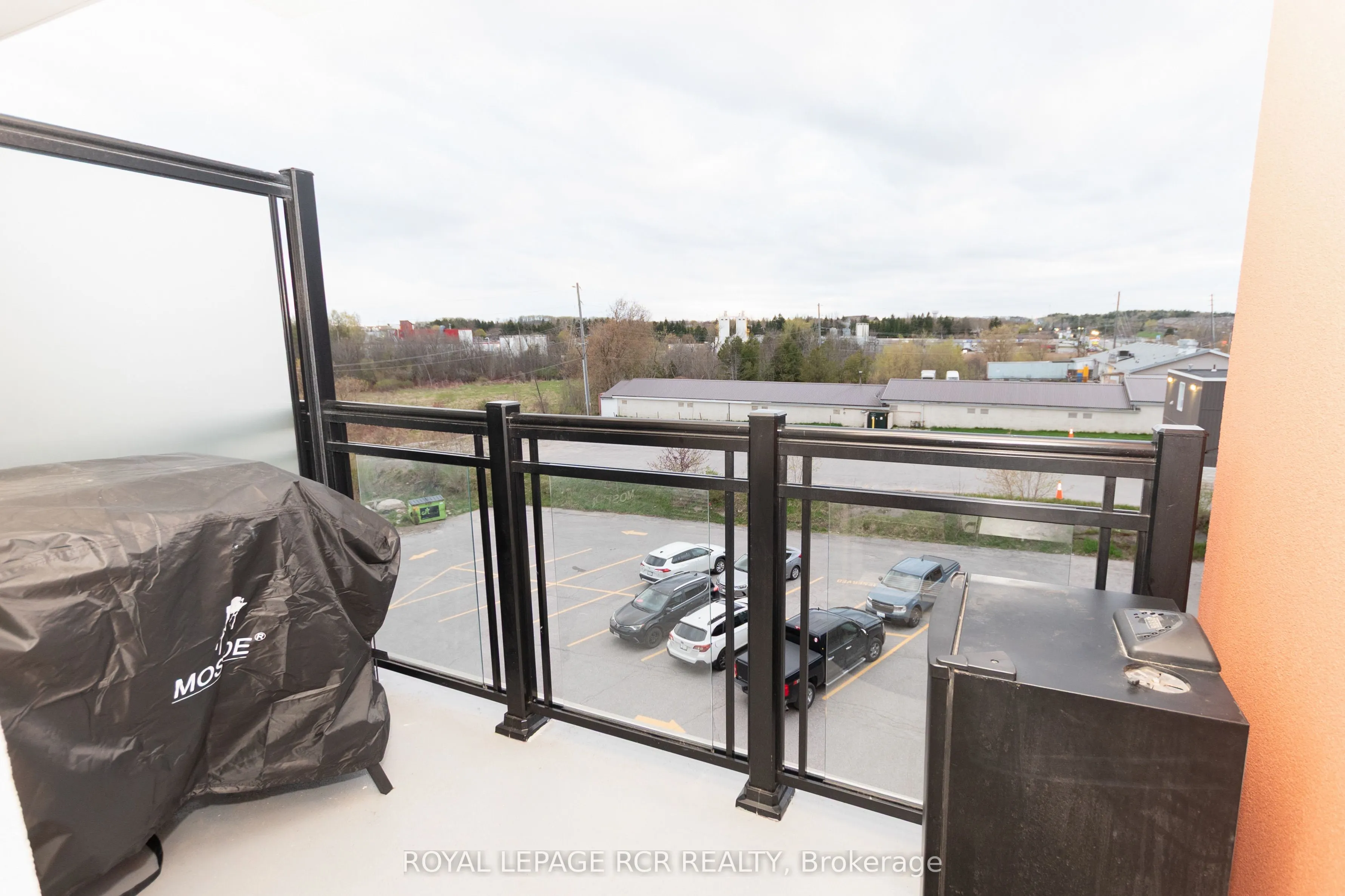310 Broadway Avenue #309