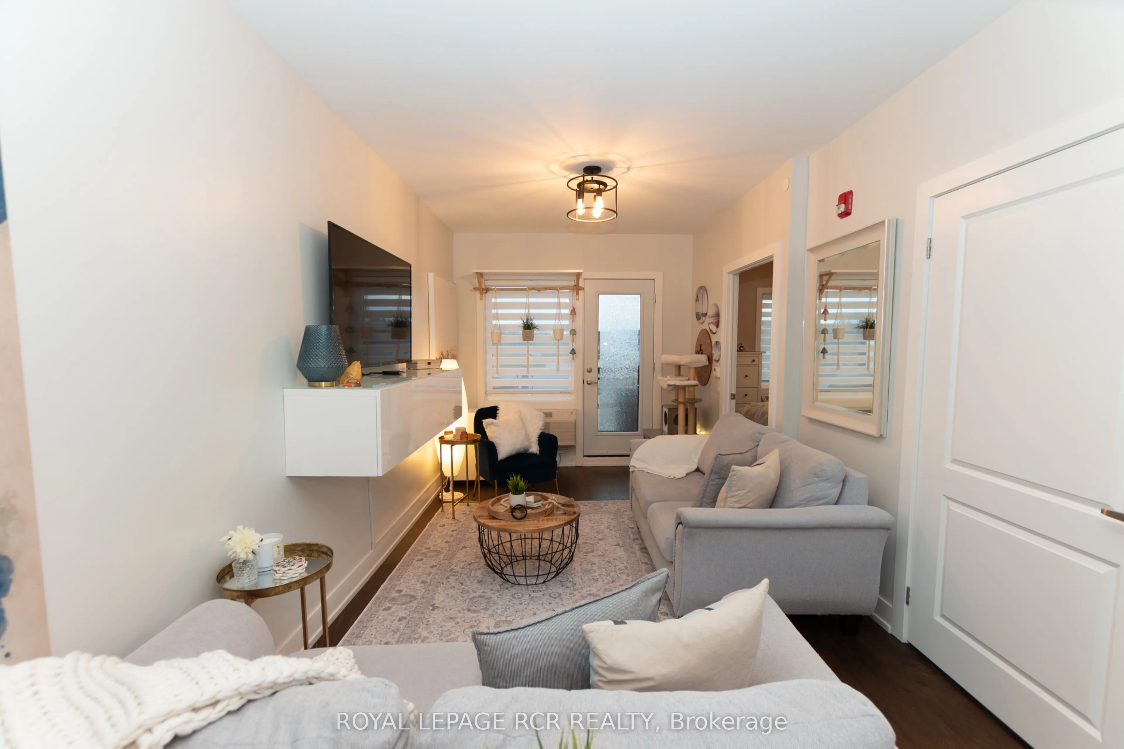 310 Broadway Avenue #309