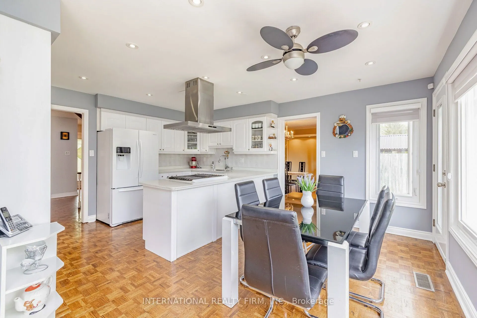 1236 Fleet Street