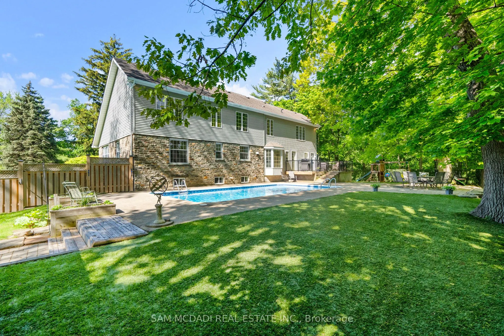 1690 Sherway Drive