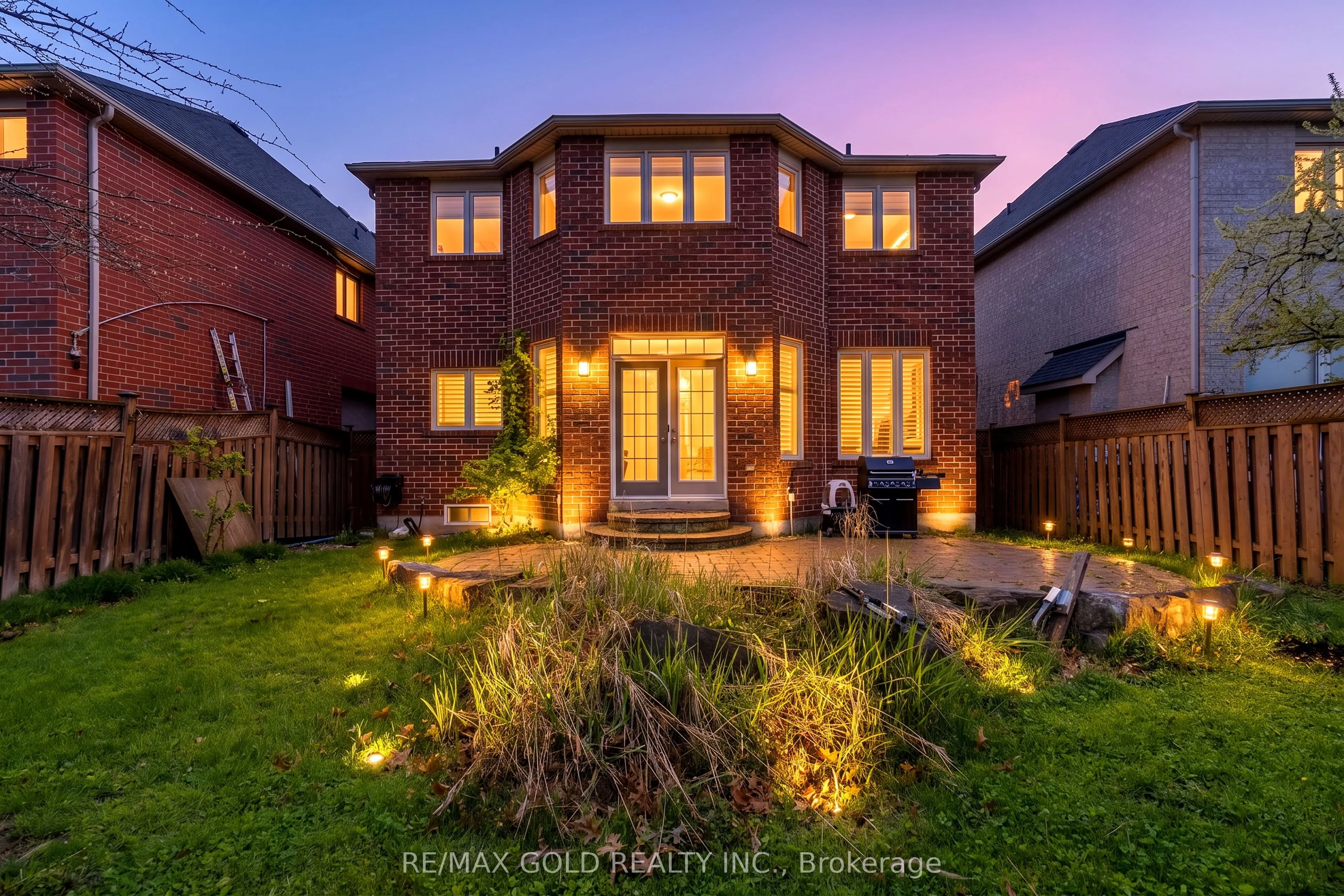 3377 Destination Drive, (MLS® #: W13107206) - See this detached