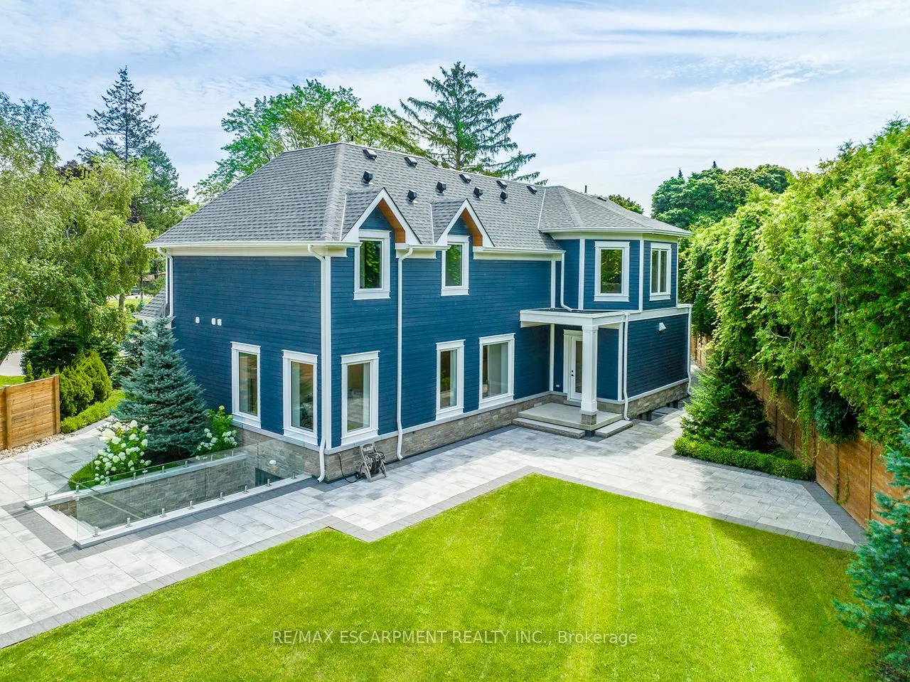 1618 Dogwood Trail