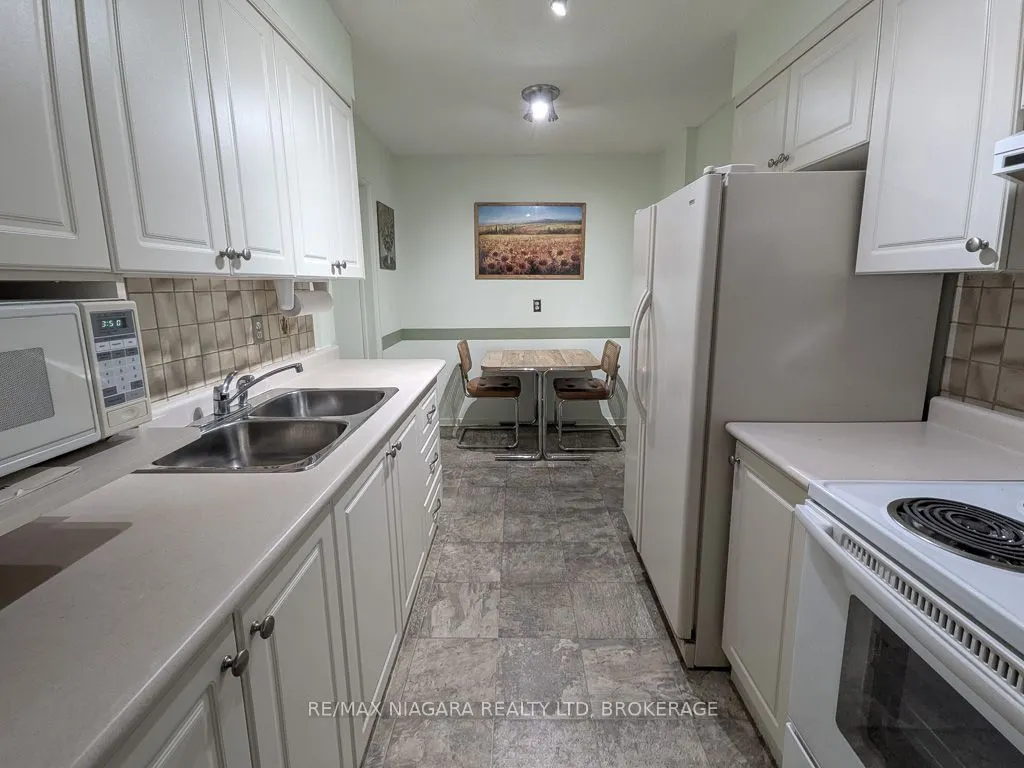 3170 Kirwin Avenue #301
