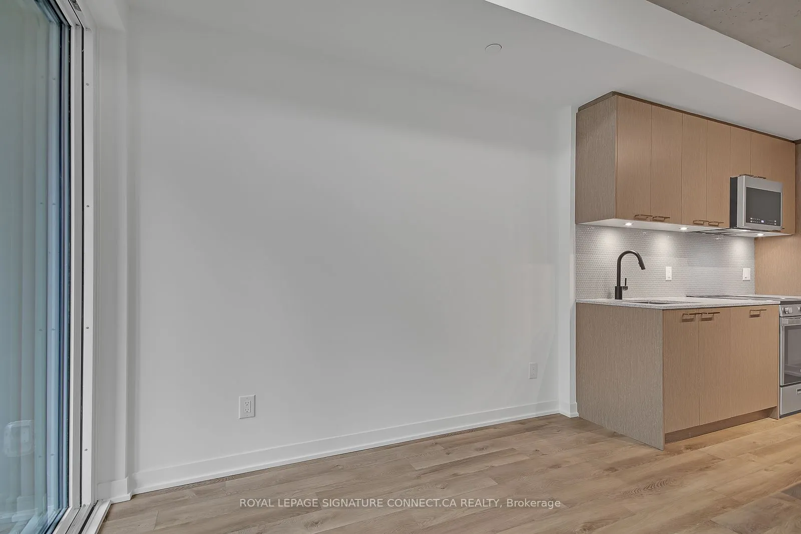 1808 St Clair Avenue #410