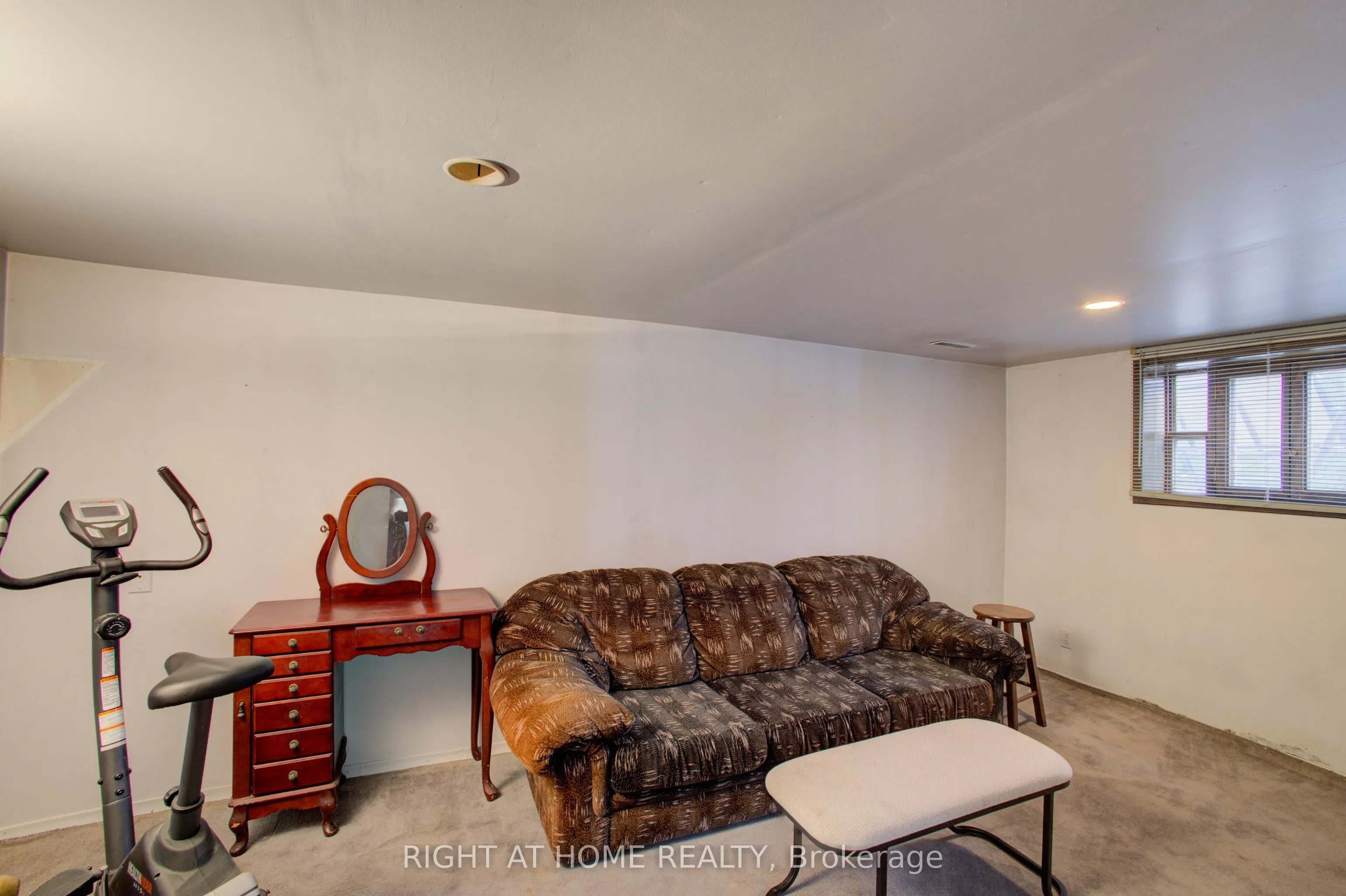 30 Parkview Drive