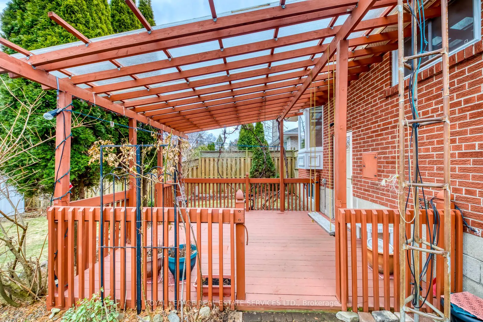 1607 Ewald Road