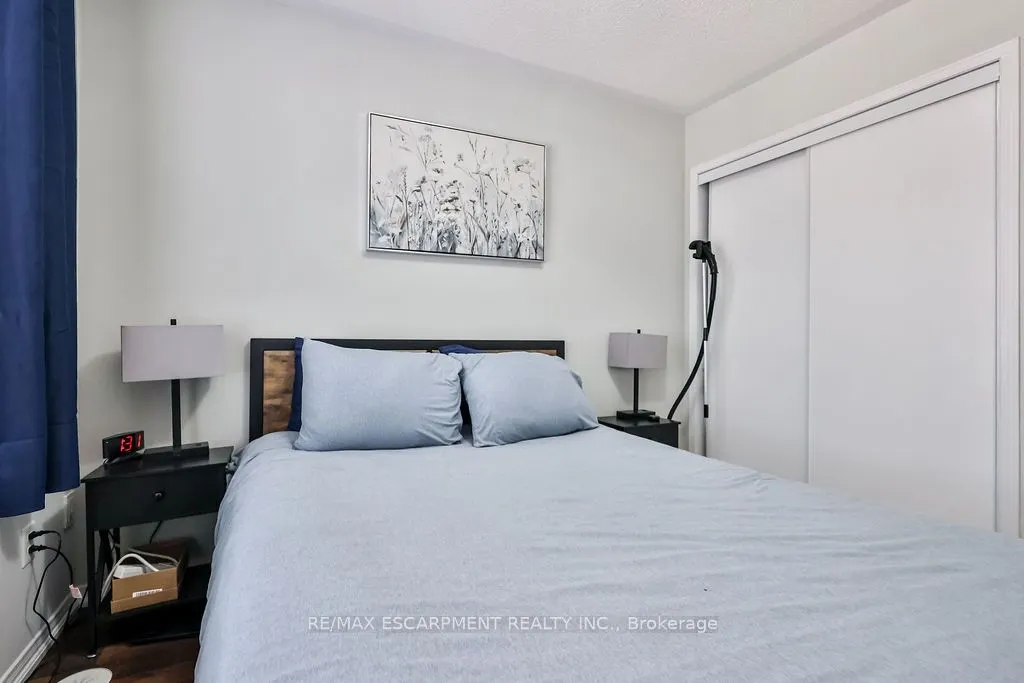2480 Post Road #14
