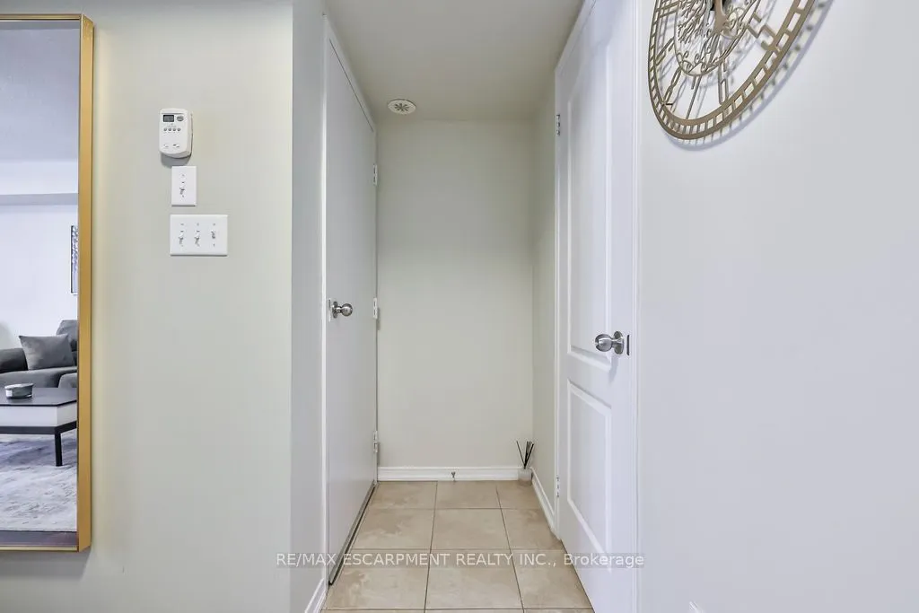 2480 Post Road #14