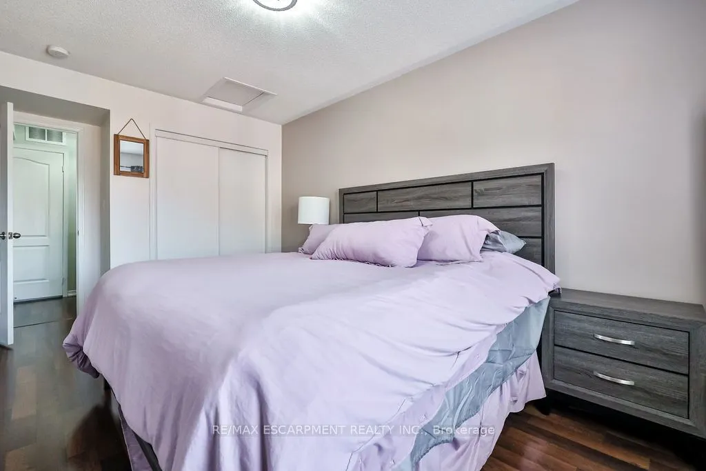 2480 Post Road #14