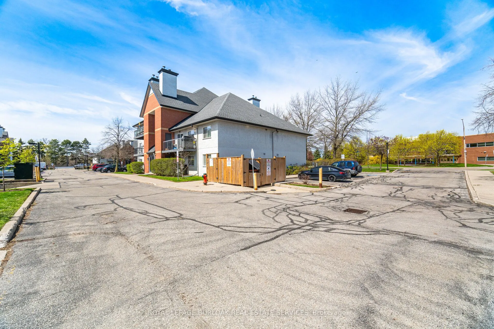 1450 Glen Abbey Gate #532