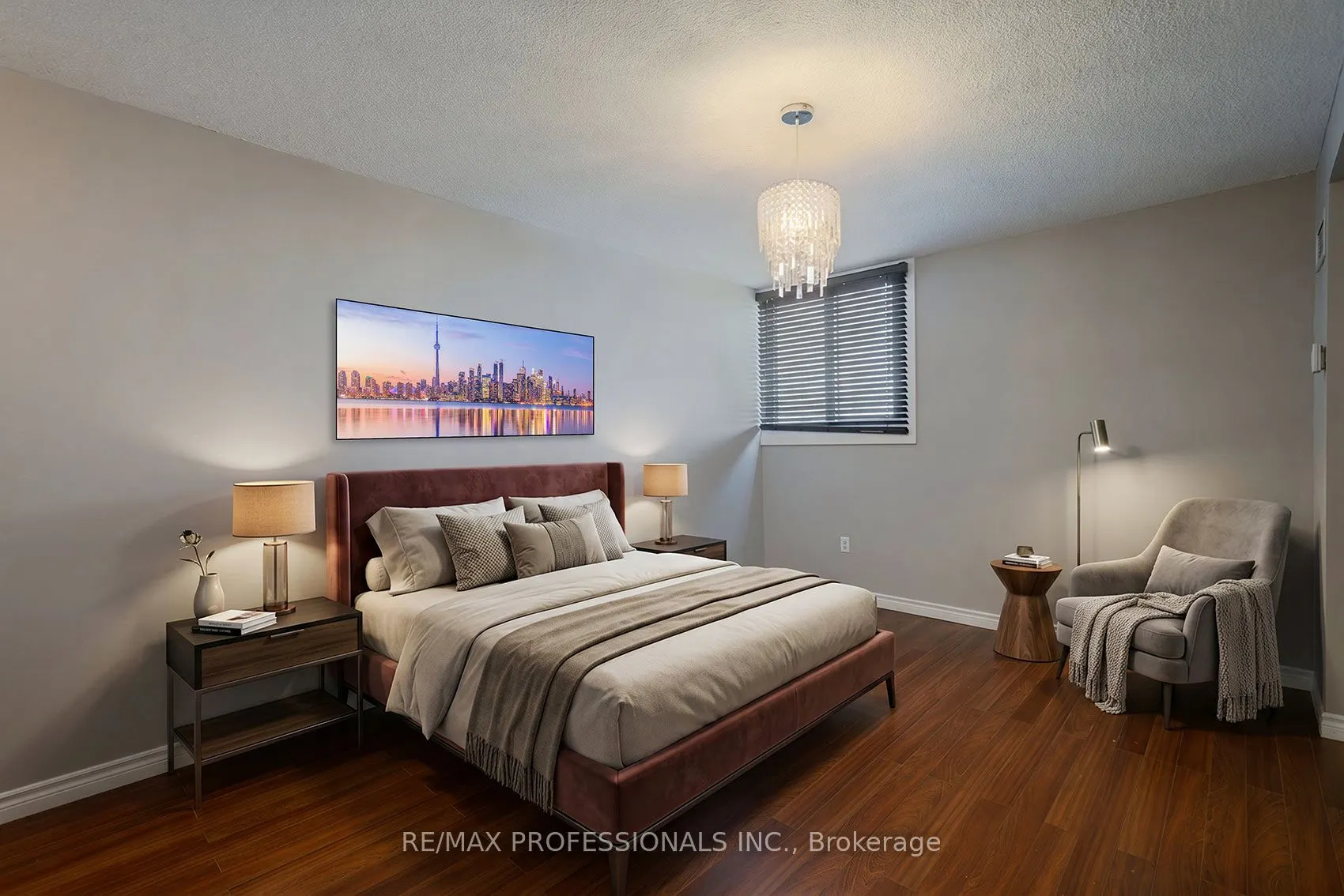 812 Burnhamthorpe Road #1504