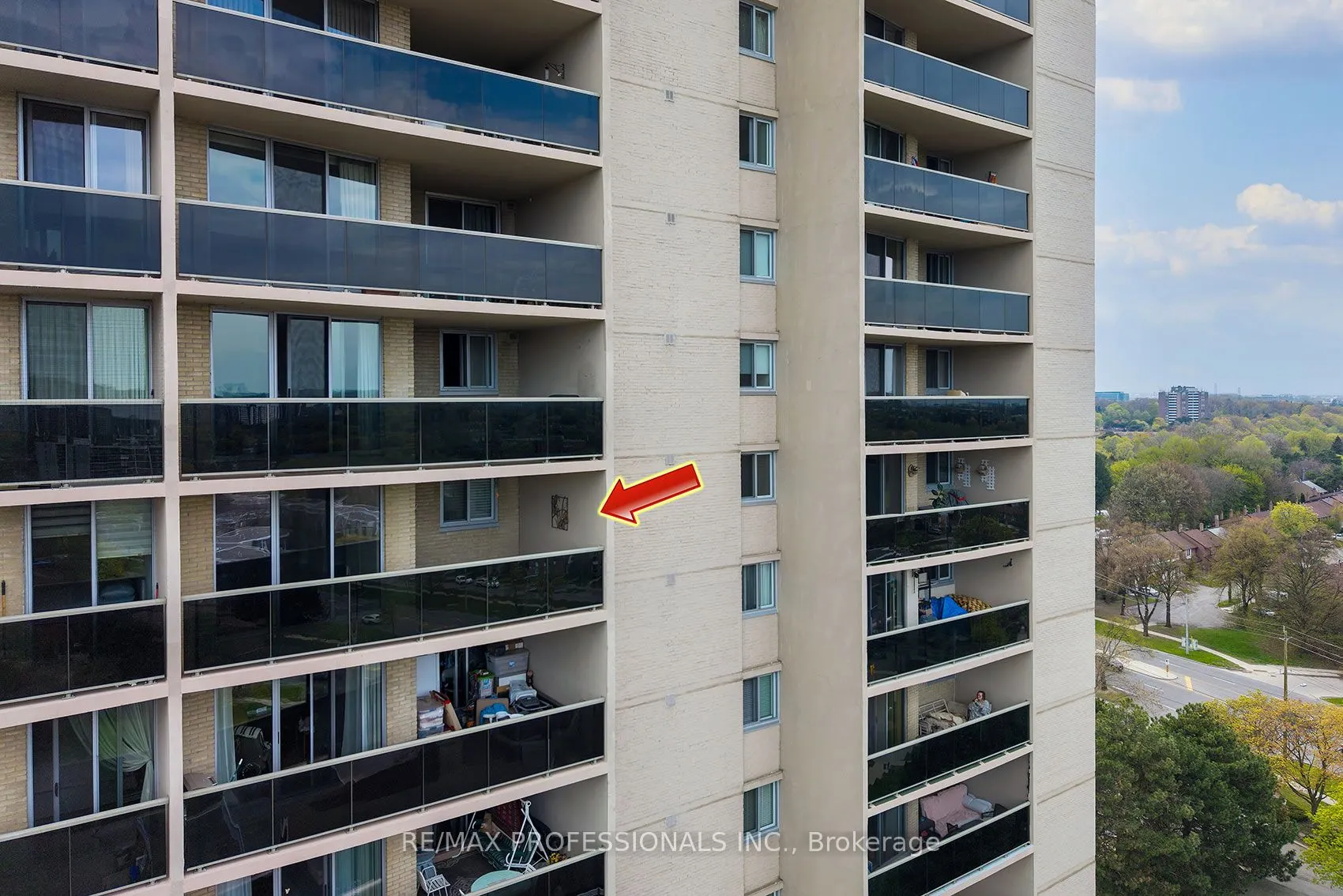 812 Burnhamthorpe Road #1504