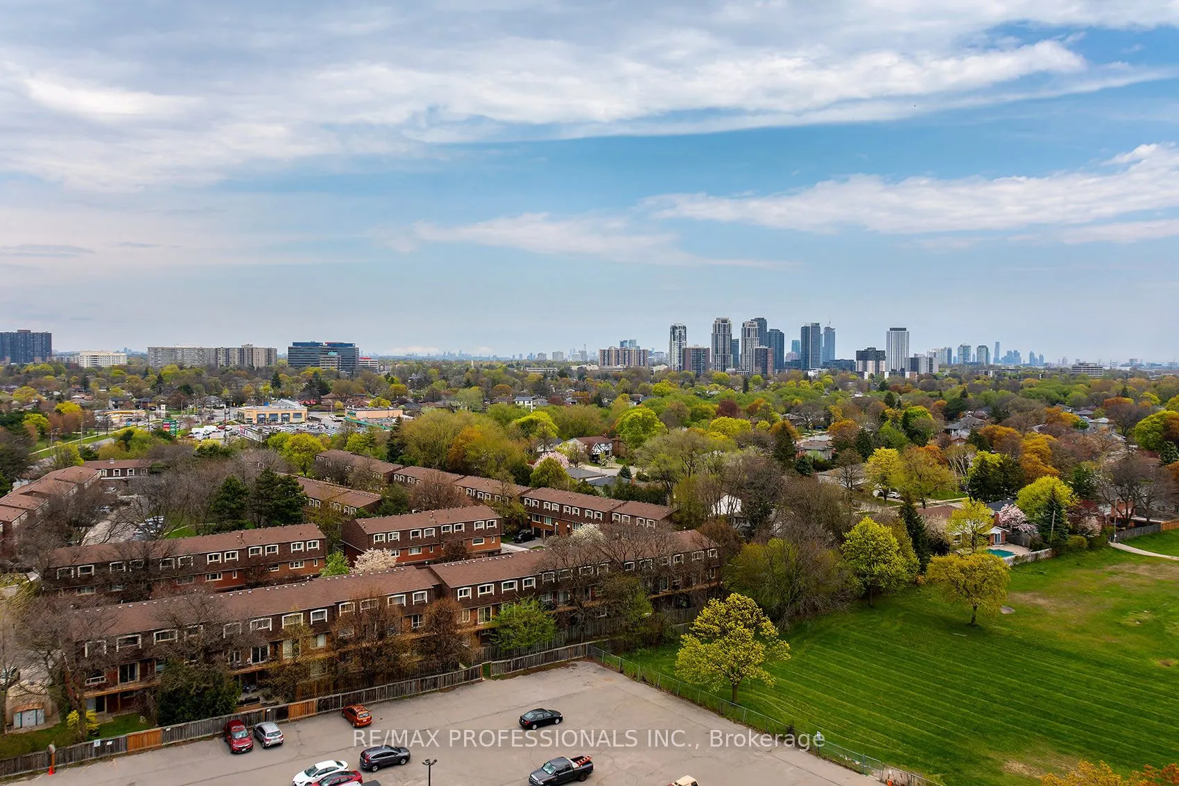 812 Burnhamthorpe Road #1504