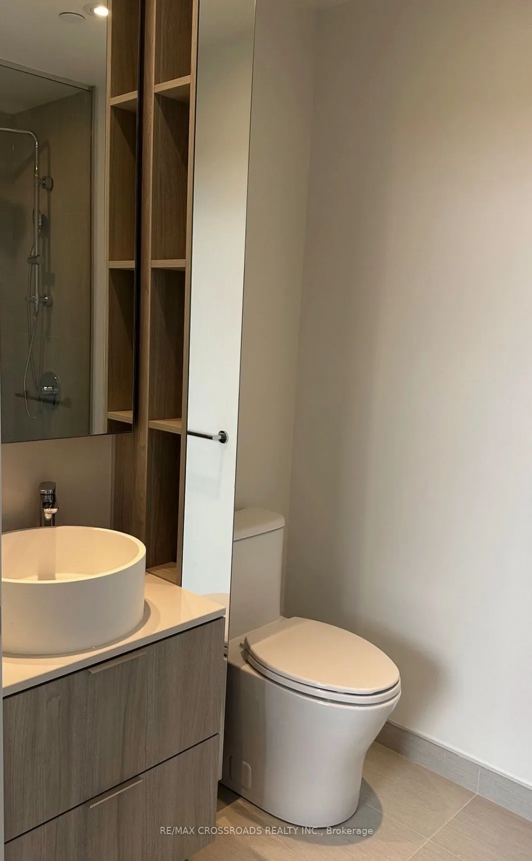 28 Ann Street #1804
