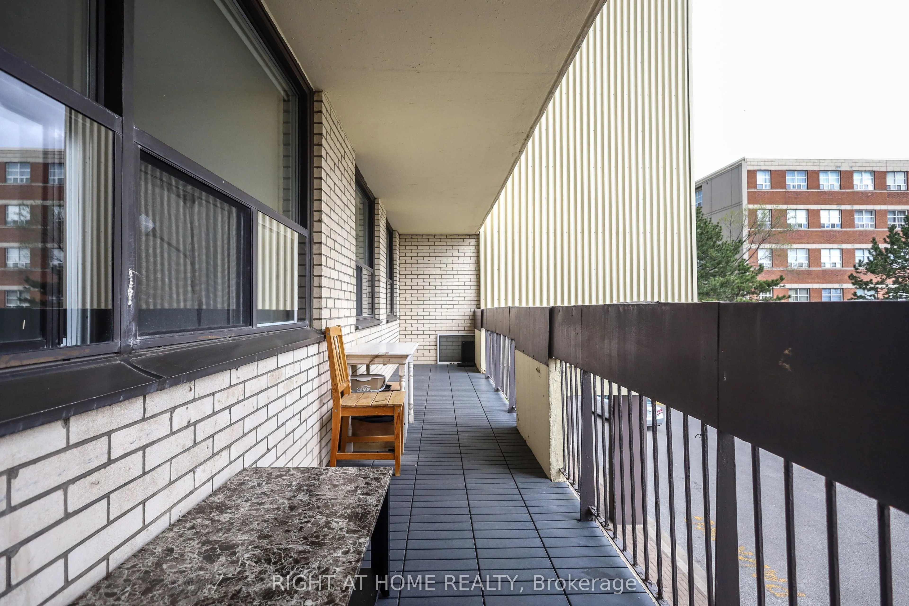 1455 Lawrence Avenue W #207