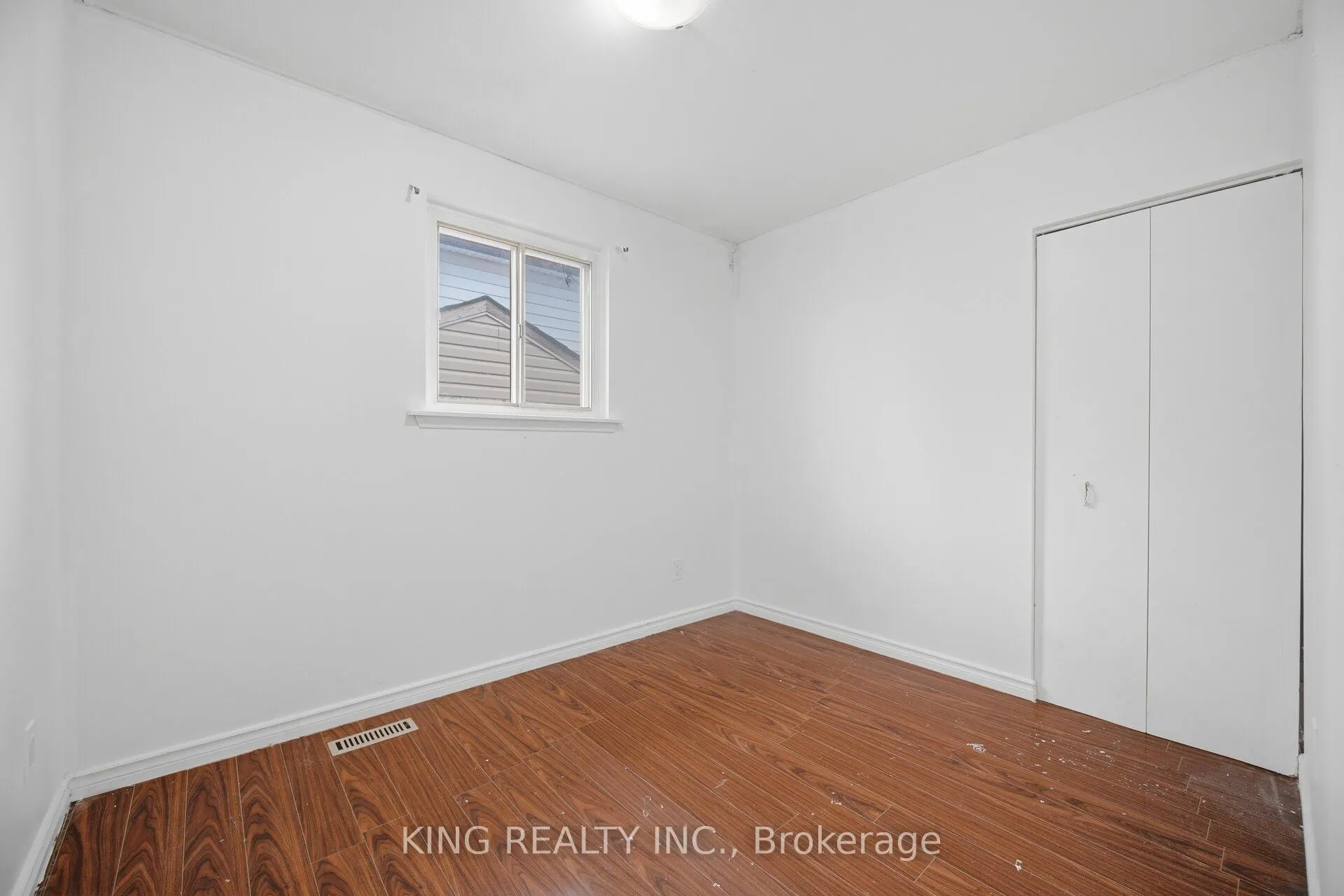 42 Flamingo Crescent