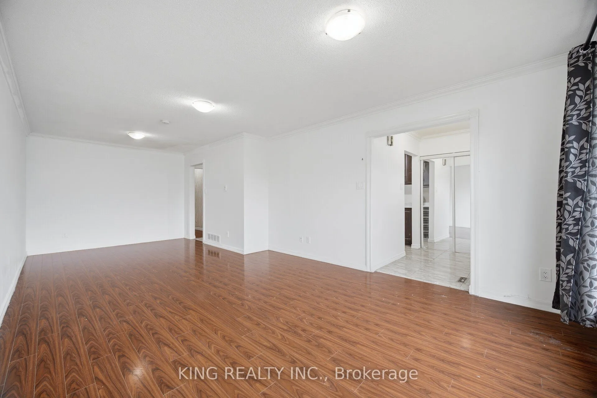 42 Flamingo Crescent