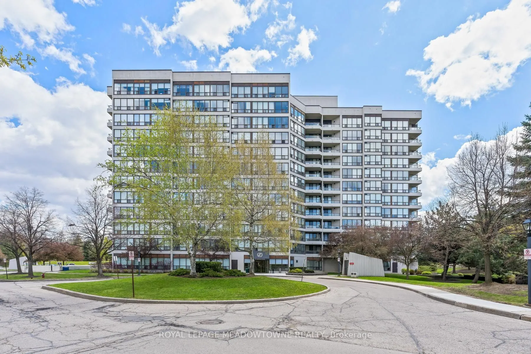 10 Laurelcrest Street #104