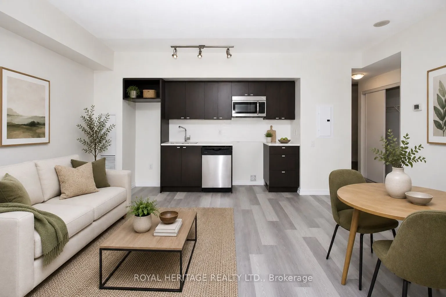 105 Queensway Avenue #1216