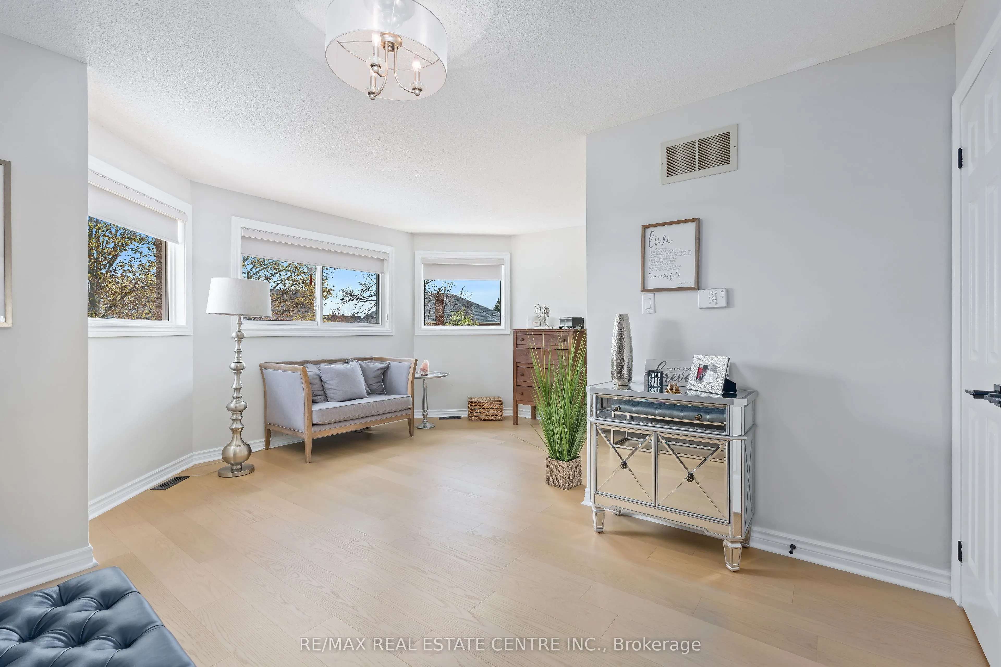20 Nixon Crescent