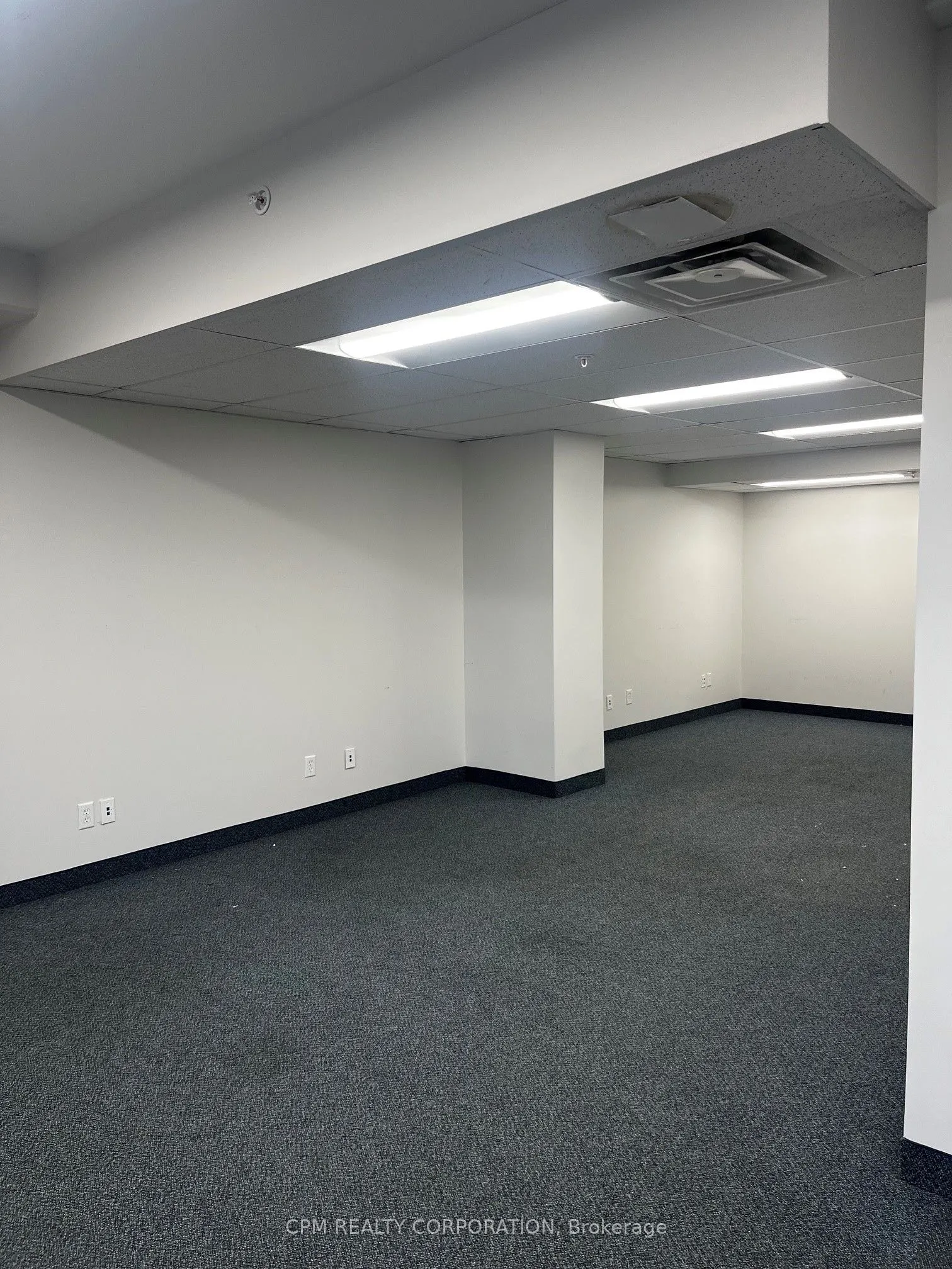 2100 Bloor Street W